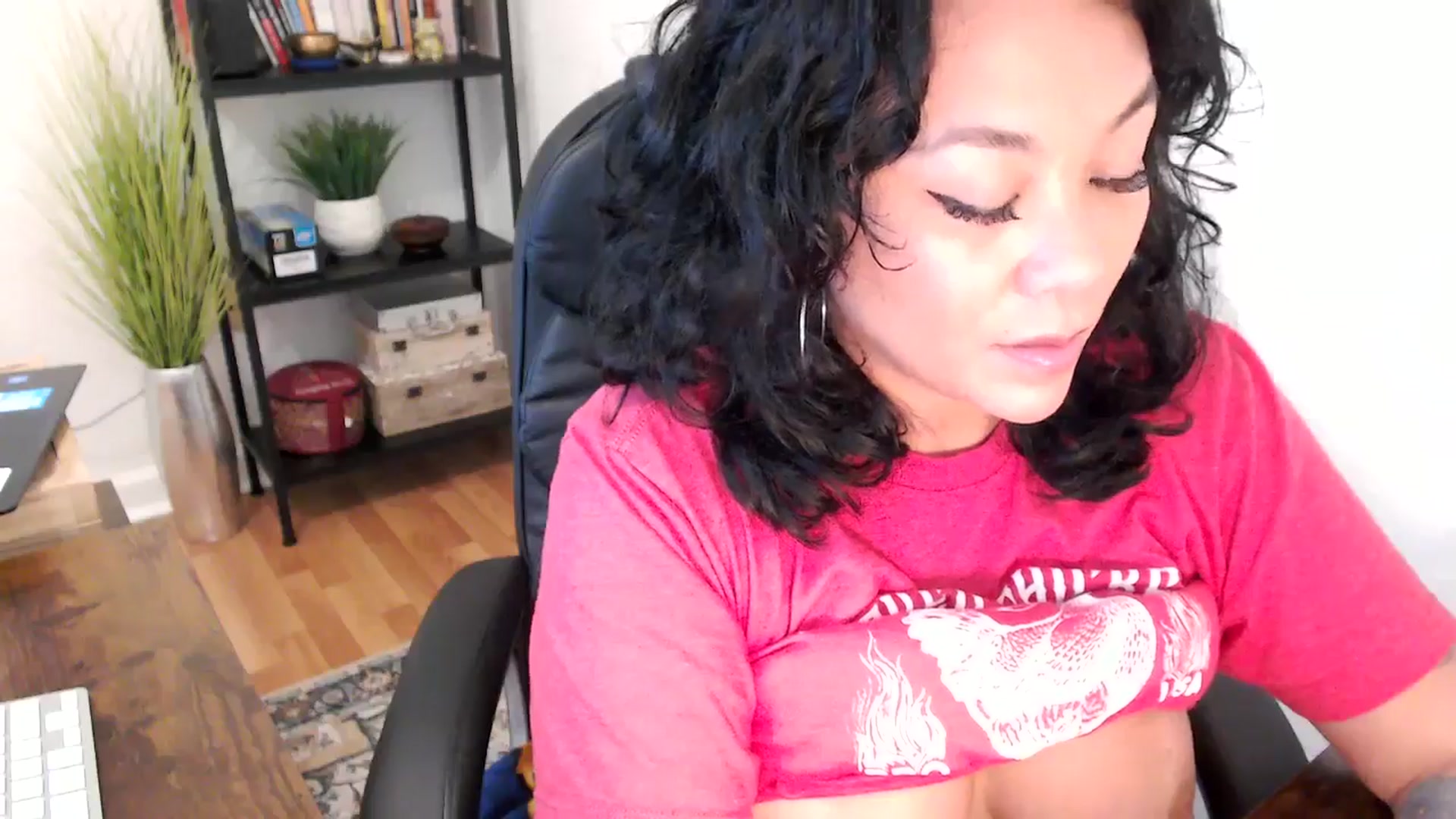 Gallery image thumbnail from MickaylaMinx's myfreecams stream on, 10/09/2024, 18:49 image 15 of 20