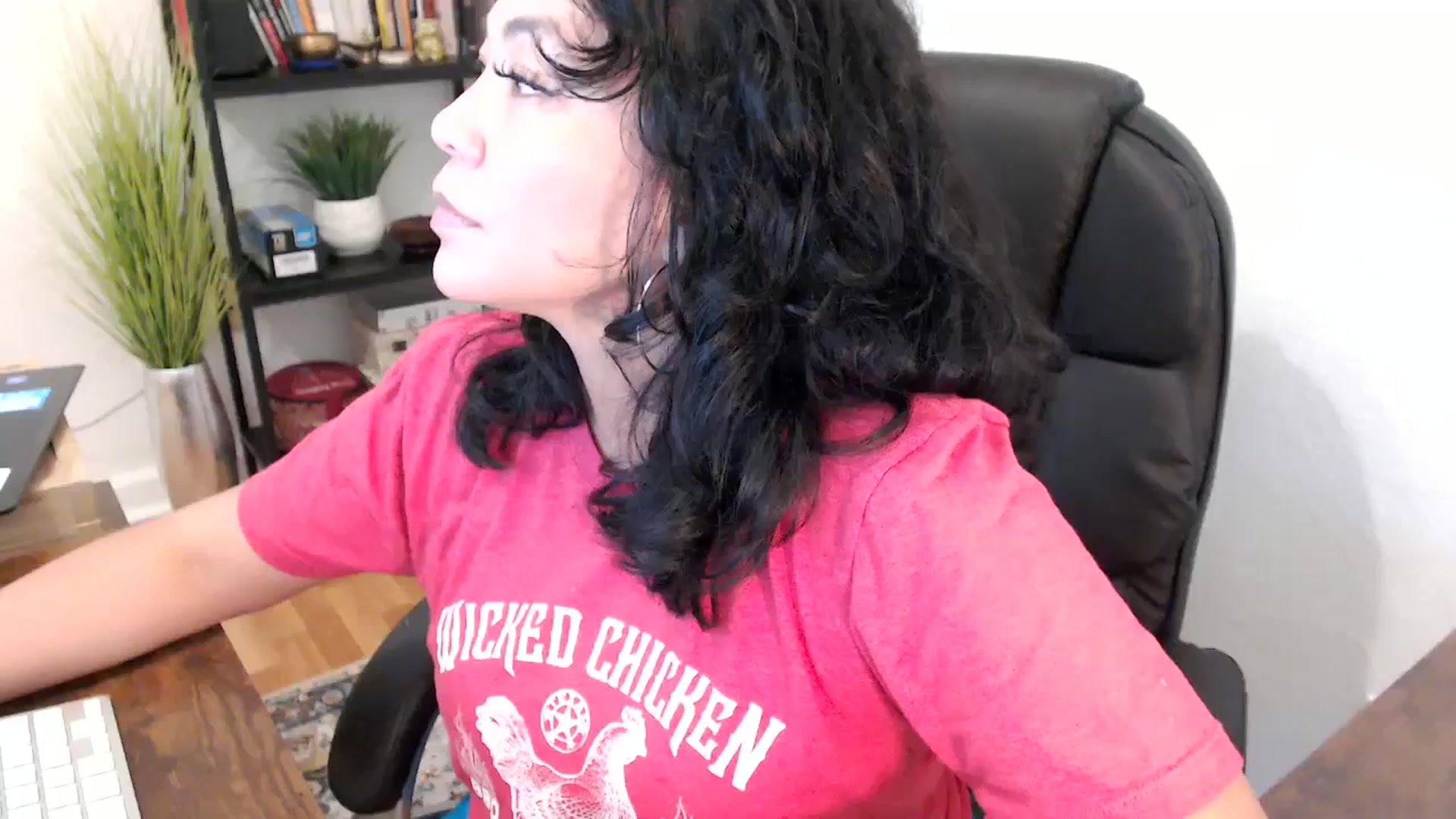 Gallery image thumbnail from MickaylaMinx's myfreecams stream on, 10/09/2024, 20:30 image 17 of 20