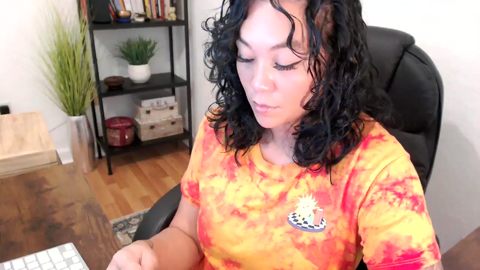 Gallery image thumbnail from MickaylaMinx's myfreecams stream on, 10/11/2024, 16:30 image 14 of 20