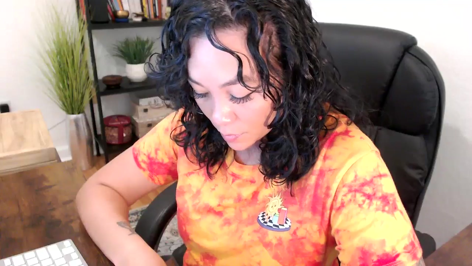 Gallery image thumbnail from MickaylaMinx's myfreecams stream on, 10/11/2024, 16:30 image 13 of 20