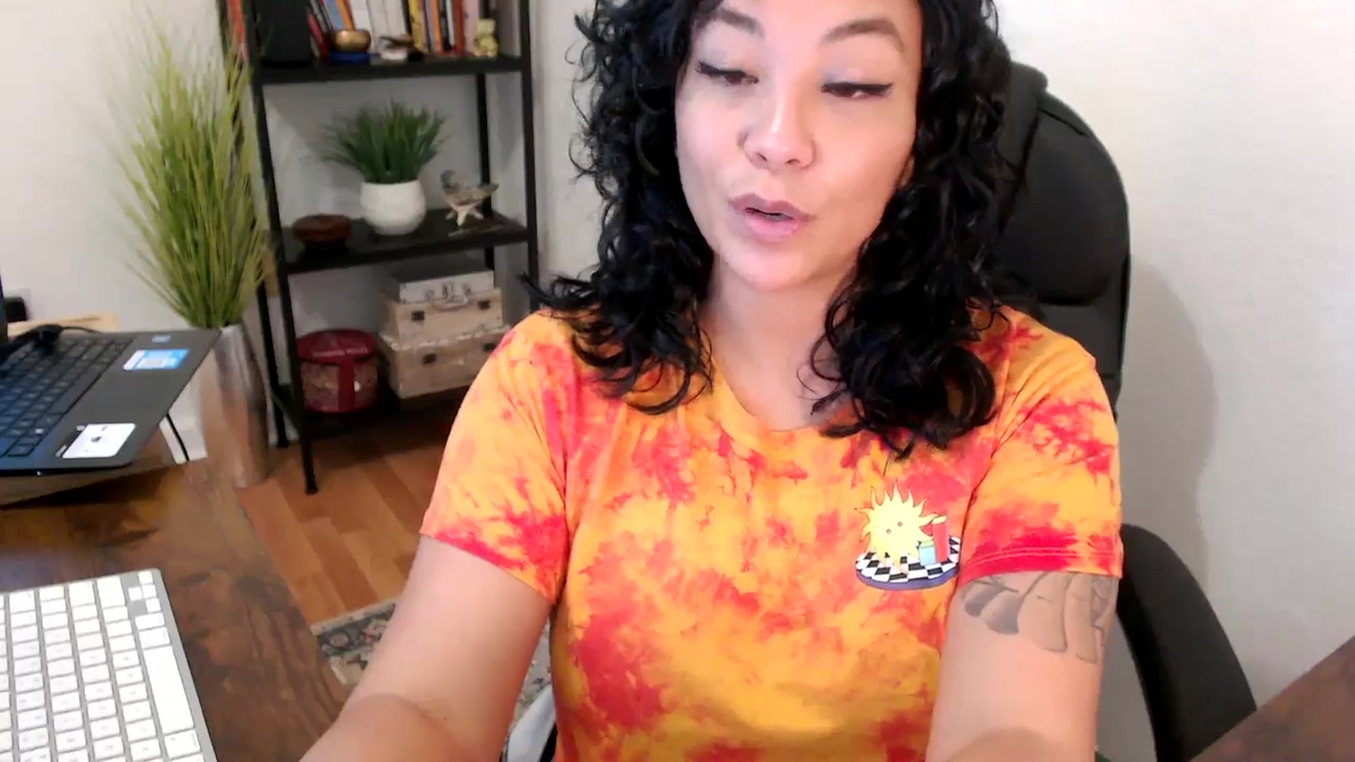 Gallery image thumbnail from MickaylaMinx's myfreecams stream on, 10/11/2024, 18:43 image 7 of 20