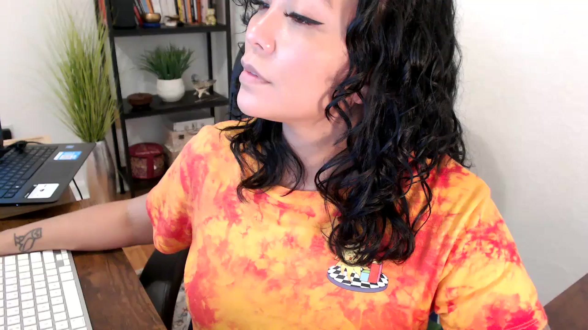 Gallery image thumbnail from MickaylaMinx's myfreecams stream on, 10/11/2024, 19:19 image 13 of 20