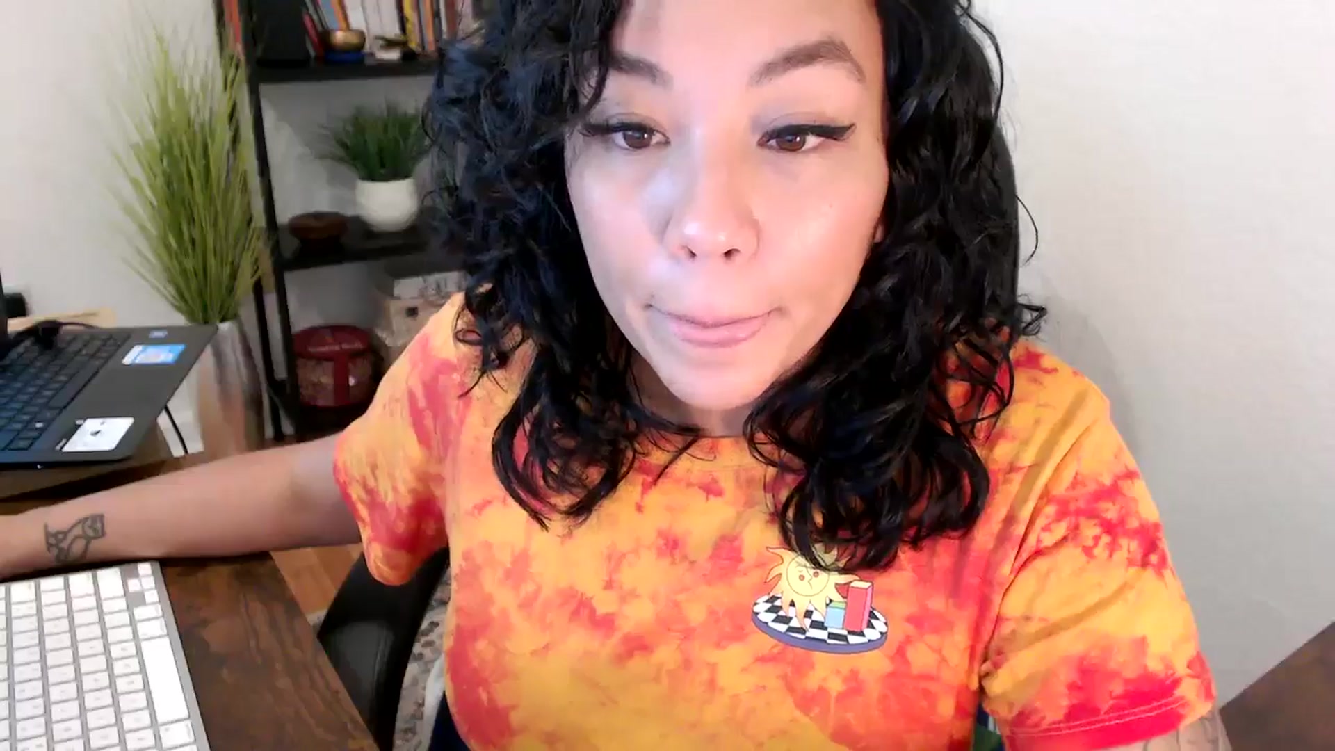 Gallery image thumbnail from MickaylaMinx's myfreecams stream on, 10/11/2024, 19:19 image 11 of 20