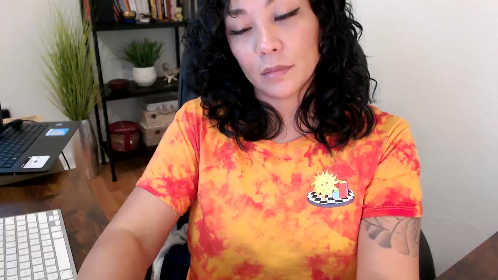 Gallery image thumbnail from MickaylaMinx's myfreecams stream on, 10/11/2024, 19:19 image 16 of 20