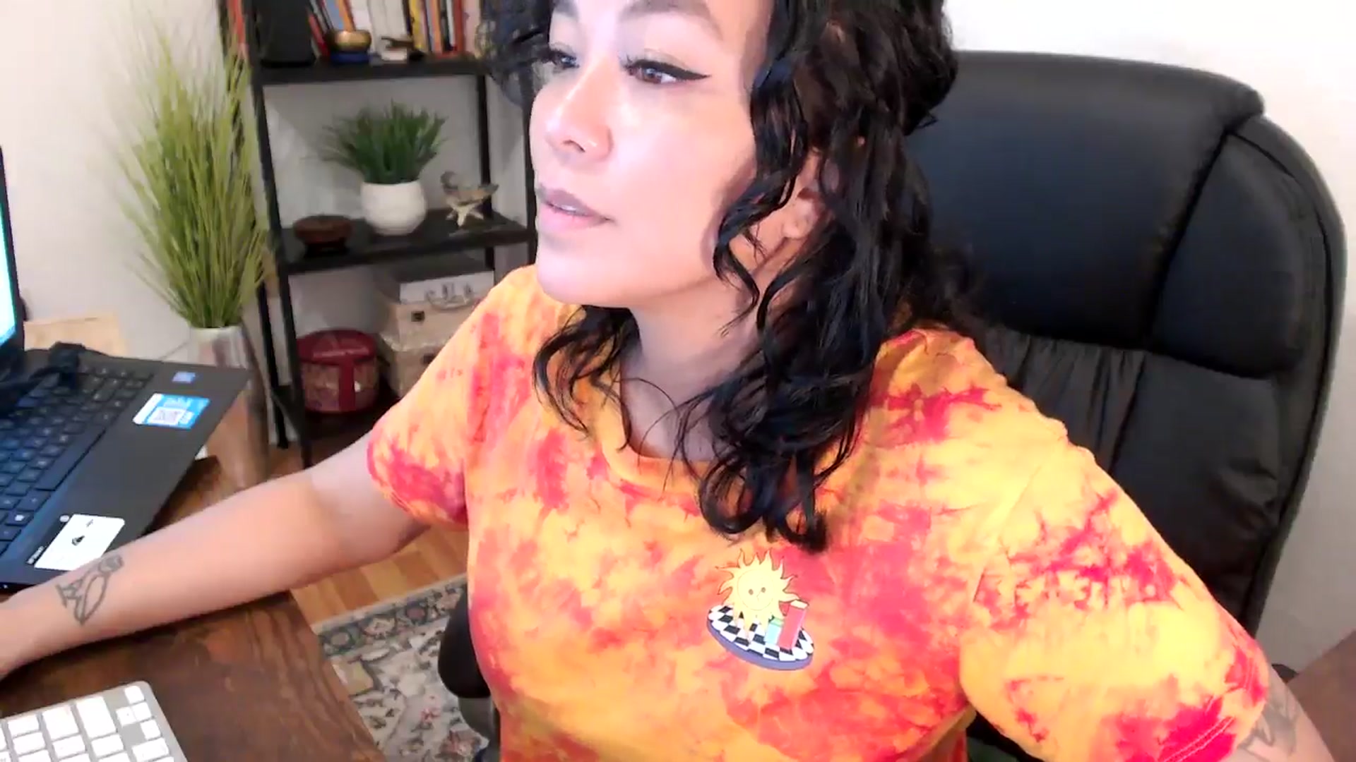 Gallery image thumbnail from MickaylaMinx's myfreecams stream on, 10/12/2024, 18:07 image 13 of 20