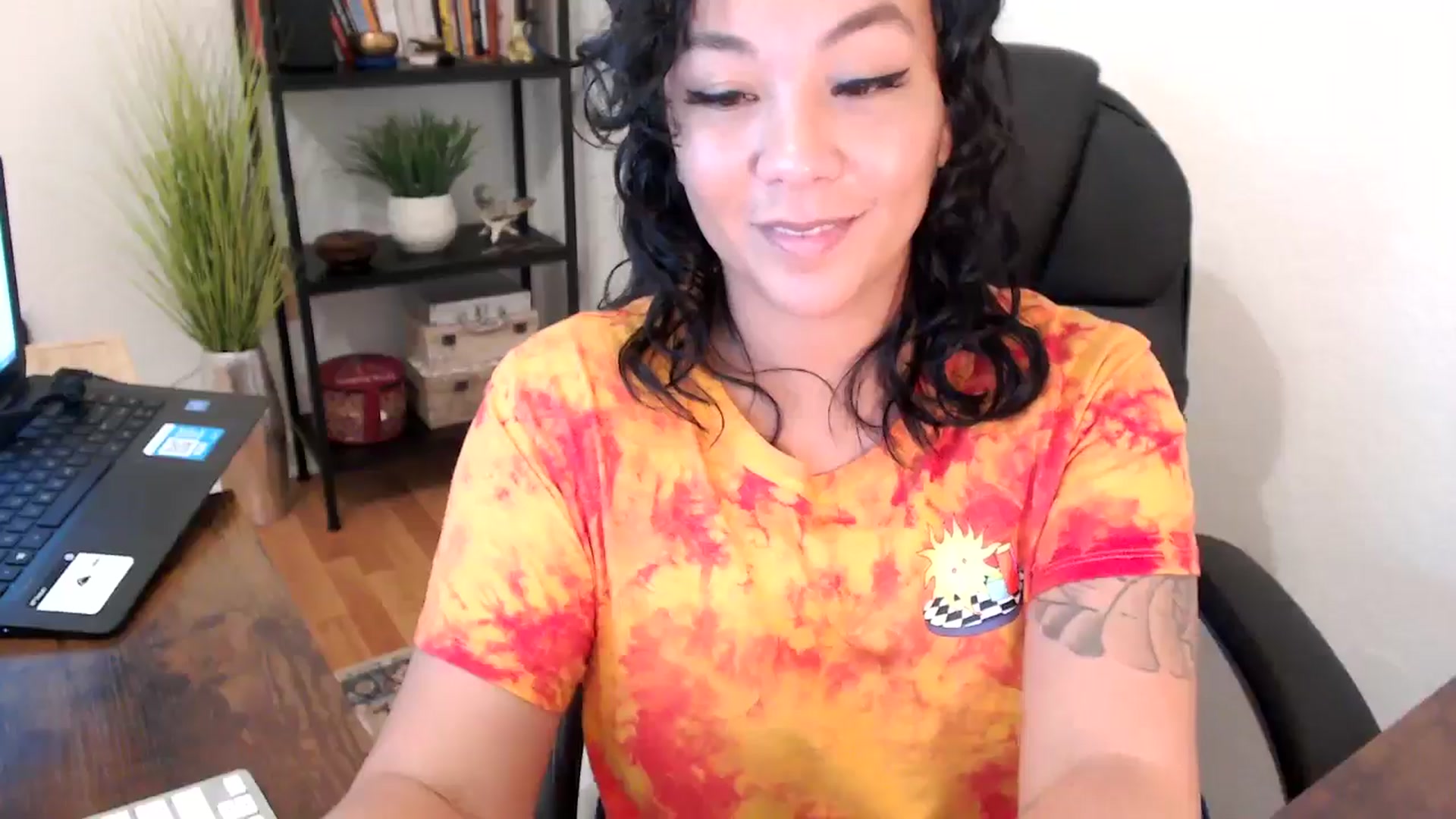 Gallery image thumbnail from MickaylaMinx's myfreecams stream on, 10/12/2024, 18:07 image 20 of 20