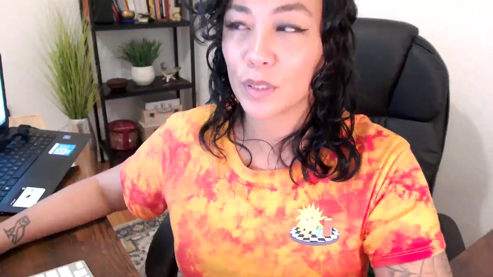 Gallery image thumbnail from MickaylaMinx's myfreecams stream on, 10/12/2024, 18:07 image 19 of 20