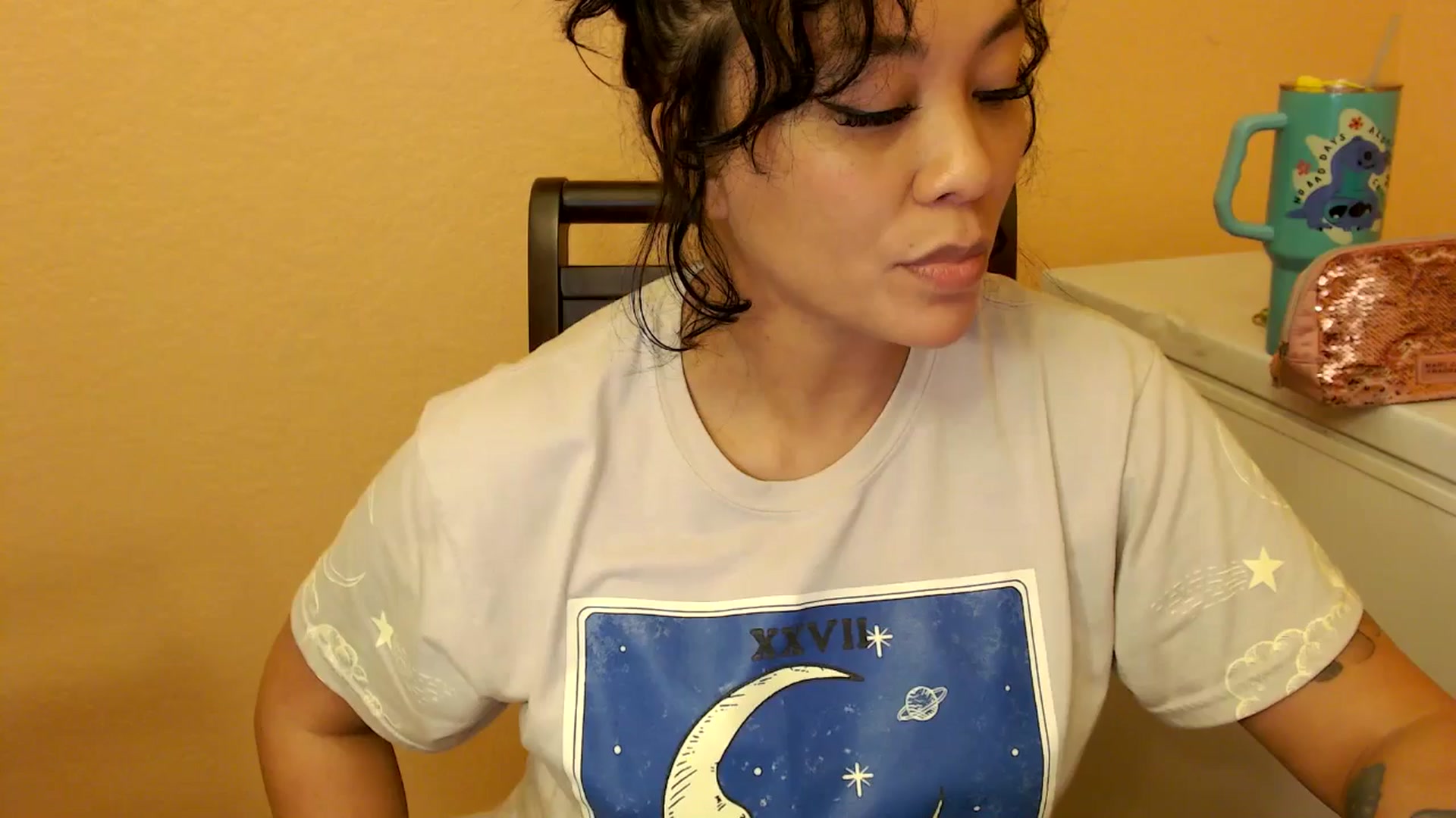 Gallery image thumbnail from MickaylaMinx's myfreecams stream on, 10/12/2024, 19:03 image 10 of 20