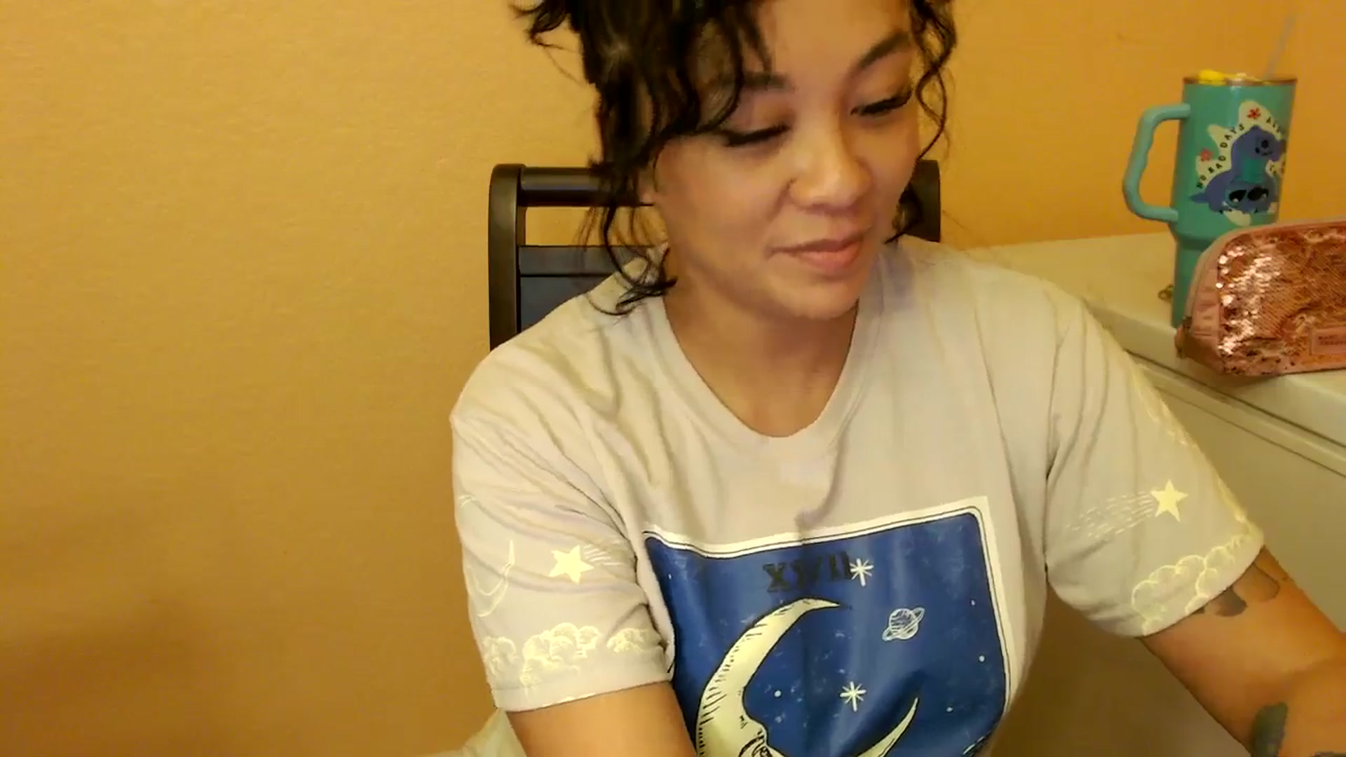 Gallery image thumbnail from MickaylaMinx's myfreecams stream on, 10/12/2024, 19:03 image 9 of 20