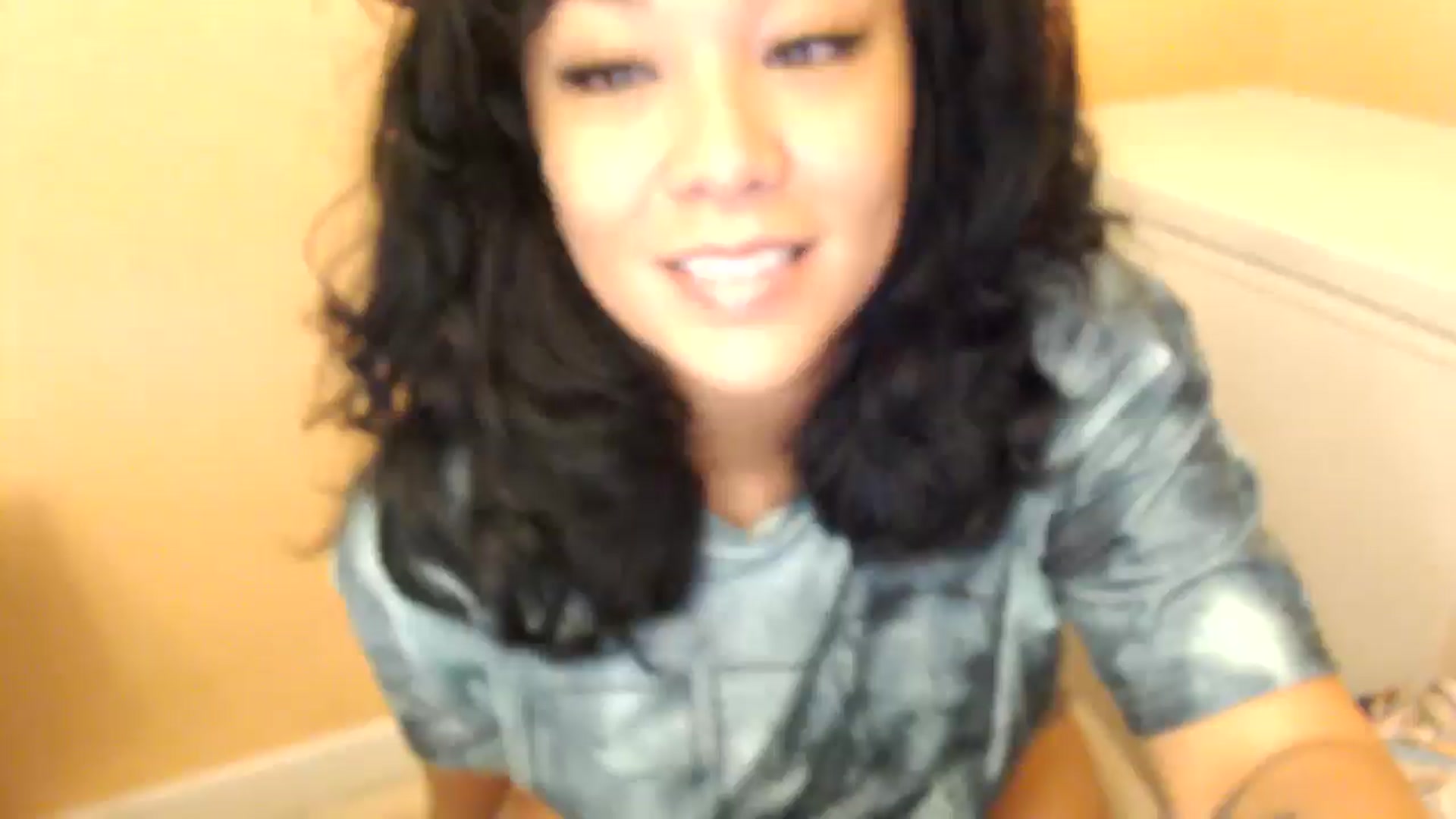Gallery image thumbnail from MickaylaMinx's myfreecams stream on, 10/13/2024, 18:04 image 7 of 20