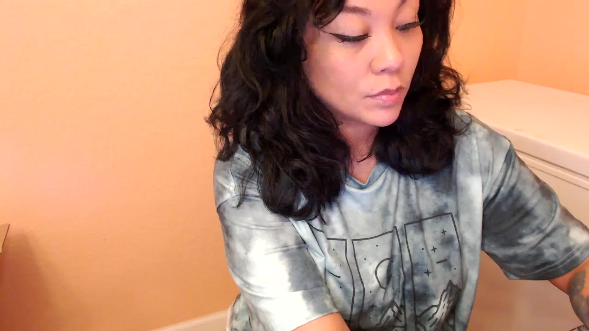 Gallery image thumbnail from MickaylaMinx's myfreecams stream on, 10/13/2024, 18:04 image 4 of 20