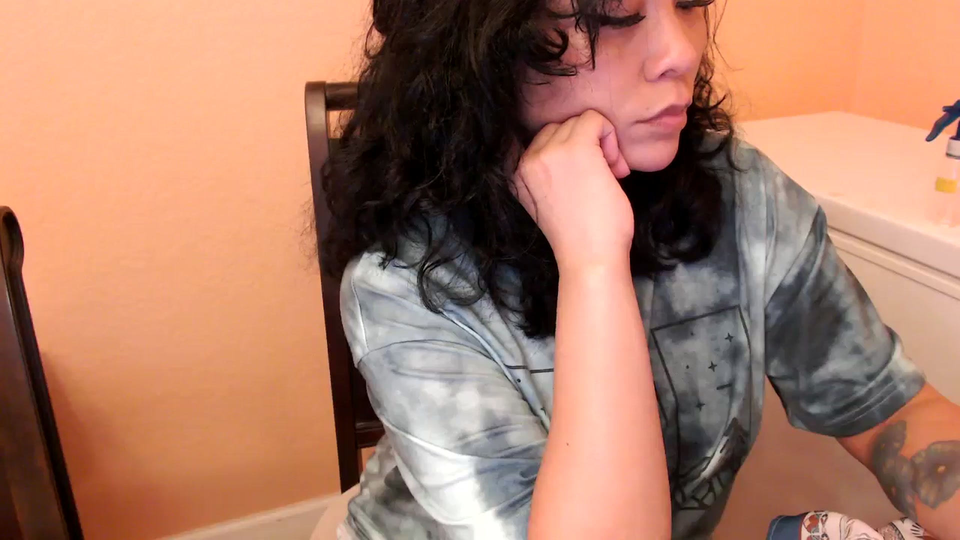 Gallery image thumbnail from MickaylaMinx's myfreecams stream on, 10/13/2024, 20:07 image 2 of 20