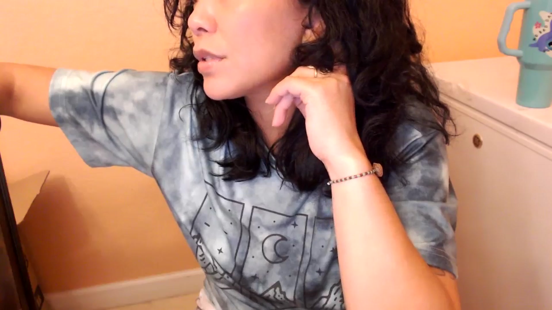 Gallery image thumbnail from MickaylaMinx's myfreecams stream on, 10/13/2024, 20:07 image 20 of 20