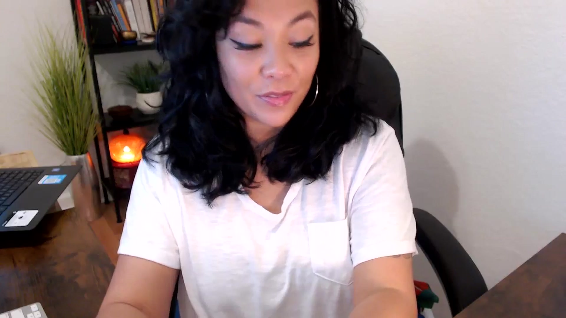 Gallery image thumbnail from MickaylaMinx's myfreecams stream on, 10/14/2024, 17:18 image 2 of 20