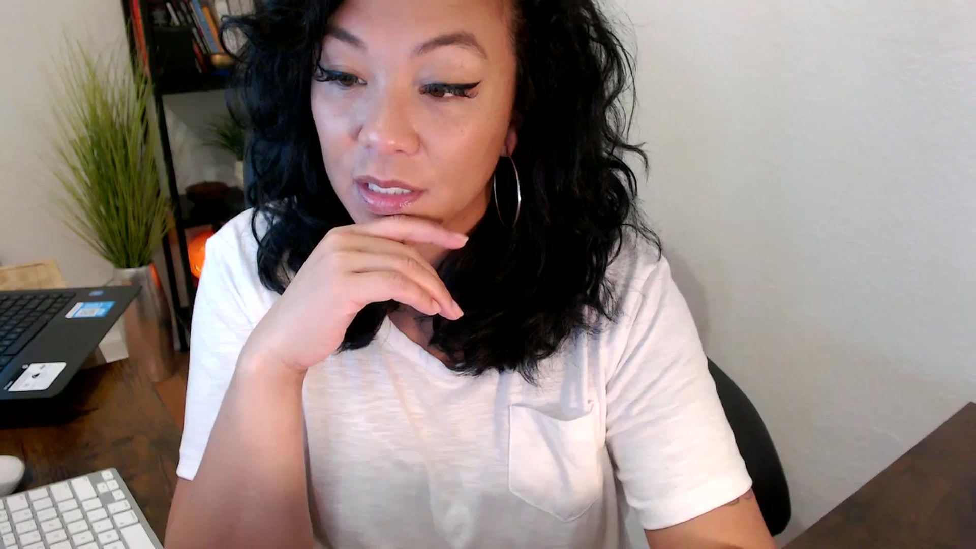 Gallery image thumbnail from MickaylaMinx's myfreecams stream on, 10/14/2024, 17:18 image 19 of 20
