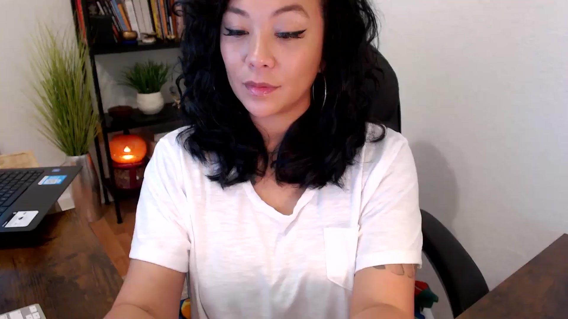 Gallery image thumbnail from MickaylaMinx's myfreecams stream on, 10/14/2024, 17:18 image 11 of 20