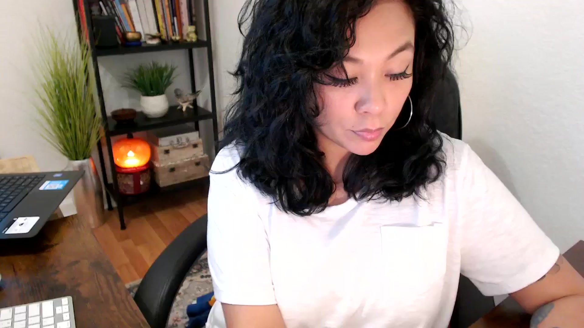 Gallery image thumbnail from MickaylaMinx's myfreecams stream on, 10/14/2024, 17:48 image 11 of 20