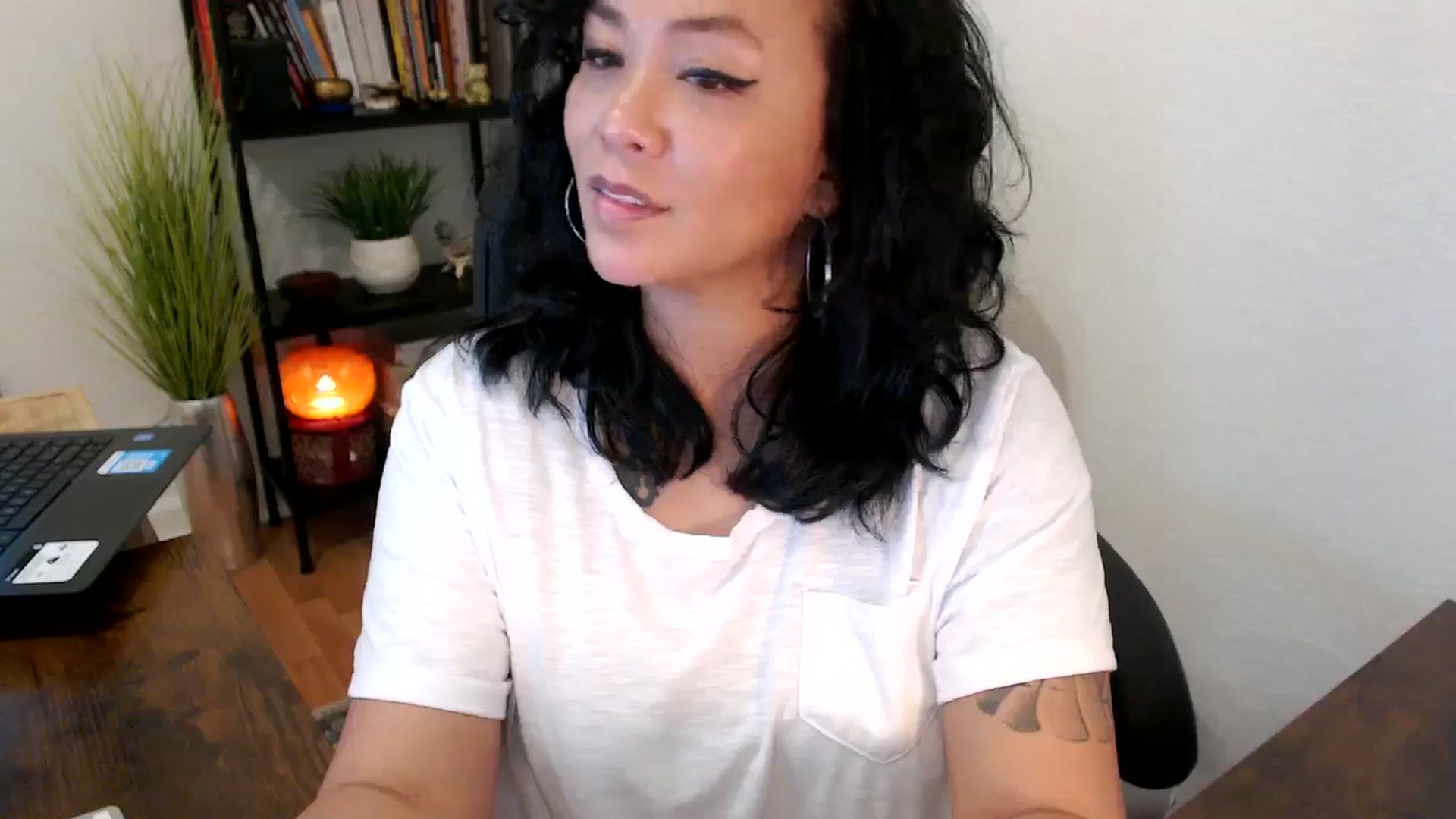 Gallery image thumbnail from MickaylaMinx's myfreecams stream on, 10/14/2024, 18:28 image 19 of 20