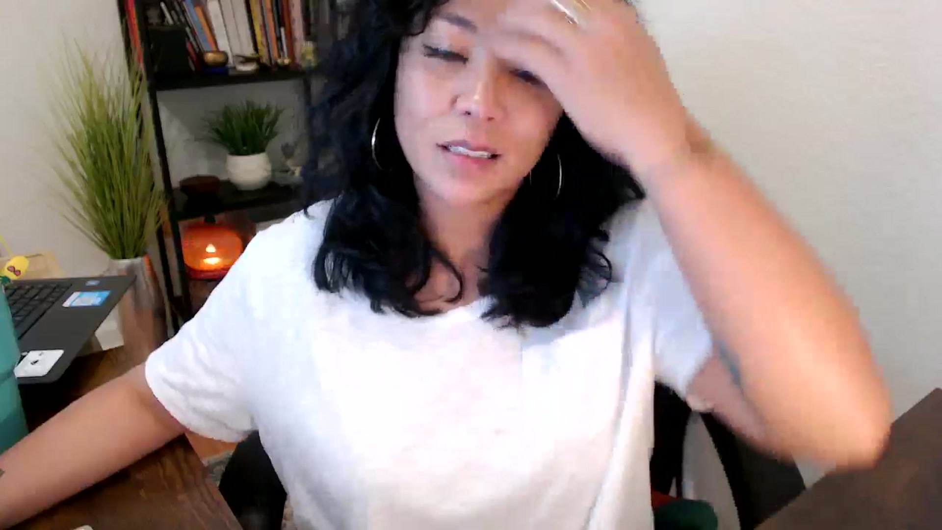 Gallery image thumbnail from MickaylaMinx's myfreecams stream on, 10/14/2024, 20:03 image 15 of 20