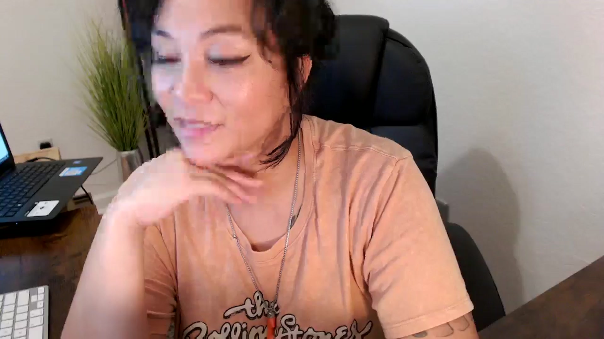 Gallery image thumbnail from MickaylaMinx's myfreecams stream on, 10/16/2024, 18:39 image 14 of 20