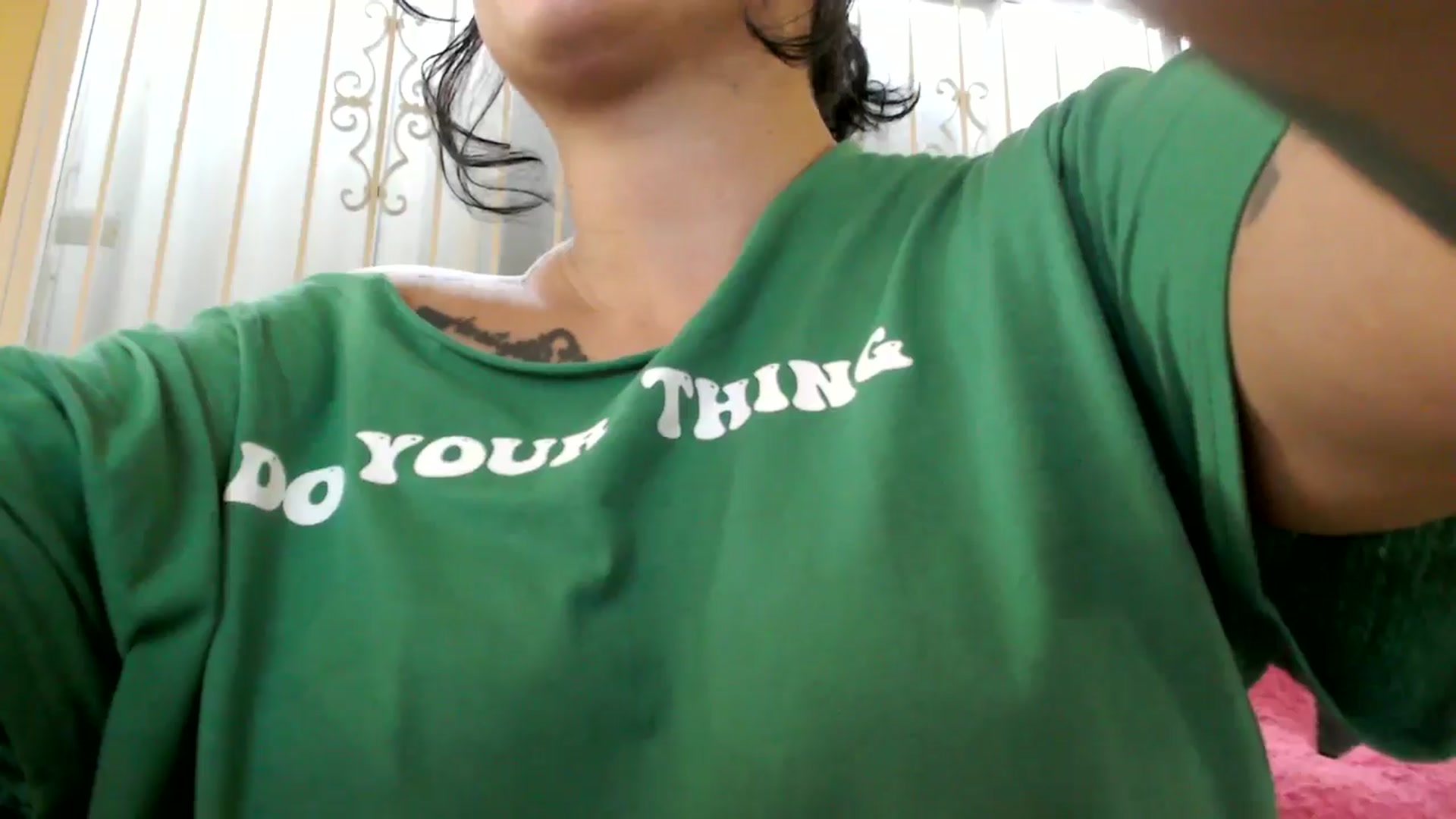 Gallery image thumbnail from MickaylaMinx's myfreecams stream on, 10/19/2024, 18:50 image 7 of 20