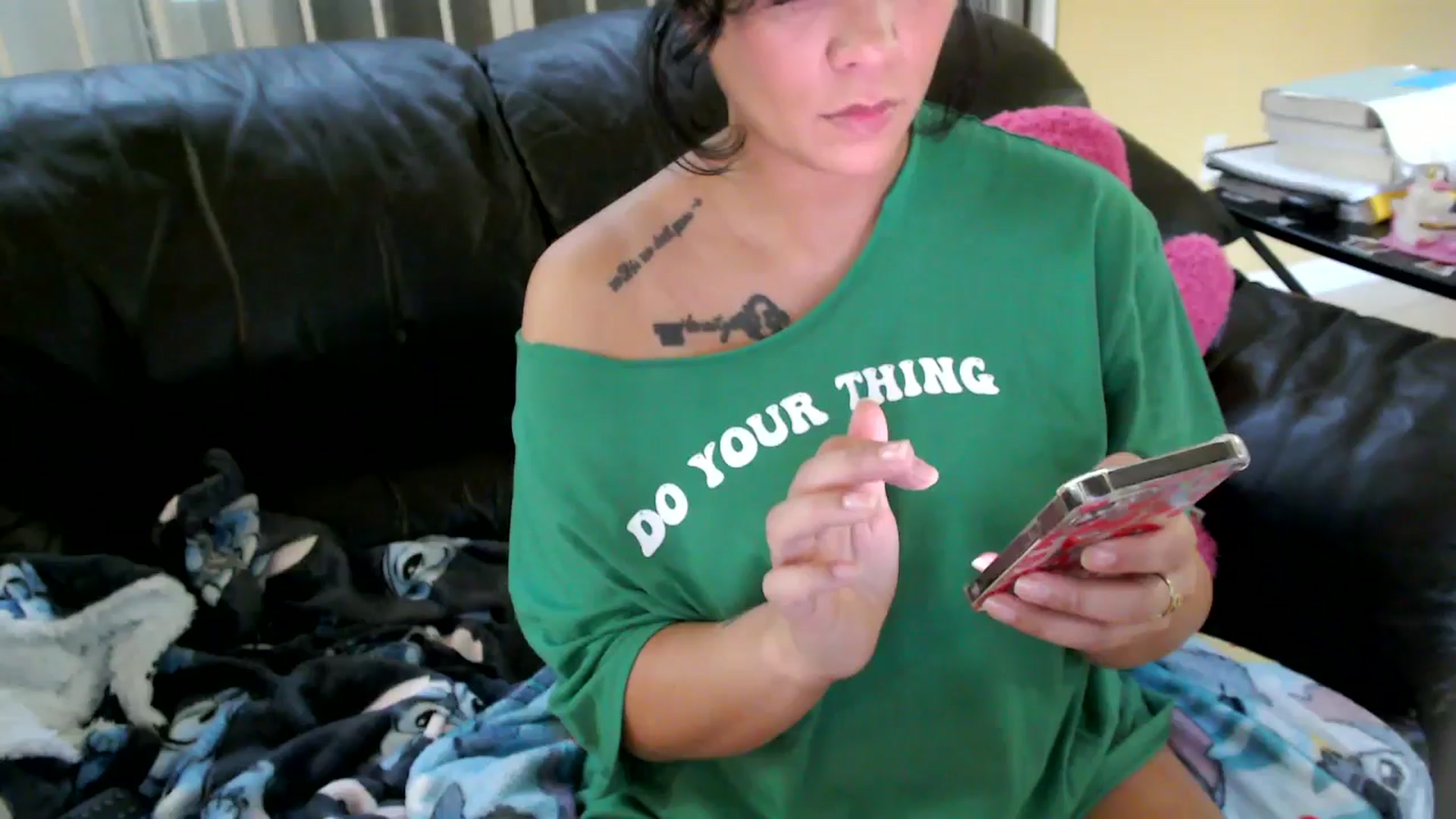 Gallery image thumbnail from MickaylaMinx's myfreecams stream on, 10/19/2024, 18:50 image 1 of 20