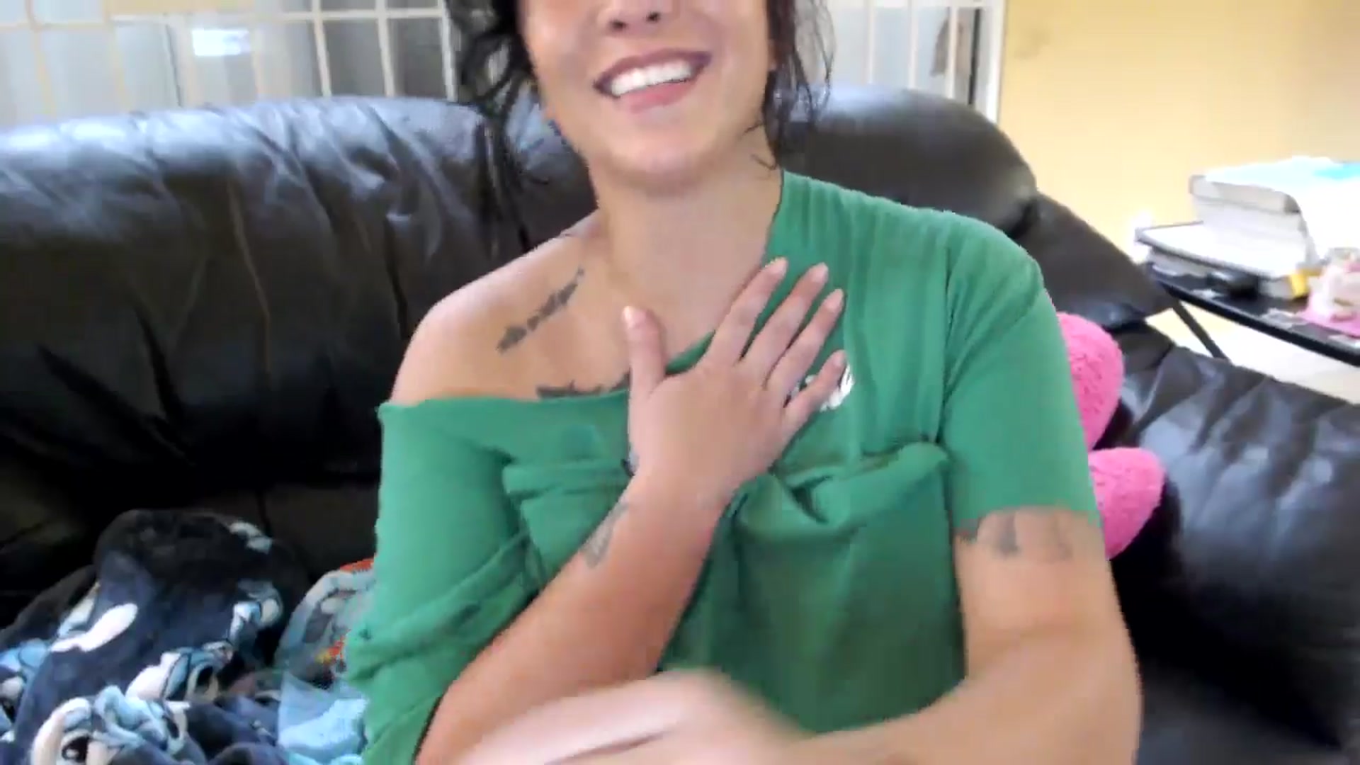 Gallery image thumbnail from MickaylaMinx's myfreecams stream on, 10/19/2024, 19:41 image 8 of 20