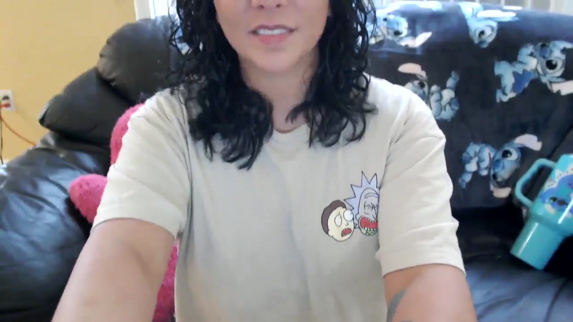 Gallery image thumbnail from MickaylaMinx's myfreecams stream on, 10/20/2024, 18:14 image 19 of 20