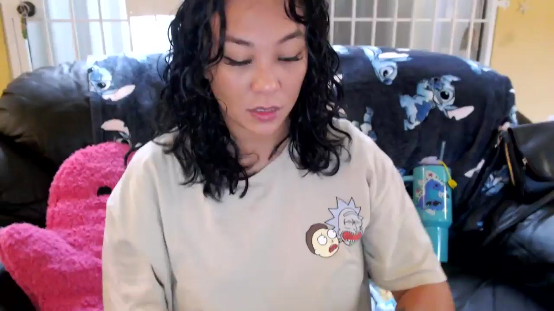 Gallery image thumbnail from MickaylaMinx's myfreecams stream on, 10/20/2024, 18:14 image 1 of 20