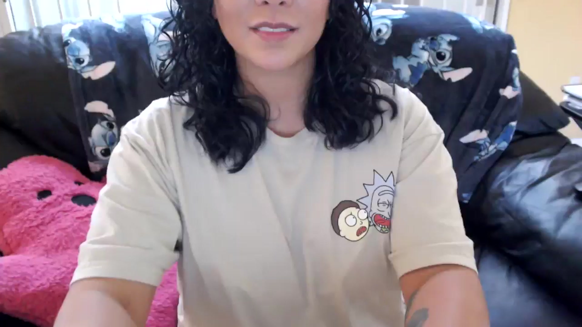 Gallery image thumbnail from MickaylaMinx's myfreecams stream on, 10/20/2024, 19:16 image 1 of 20
