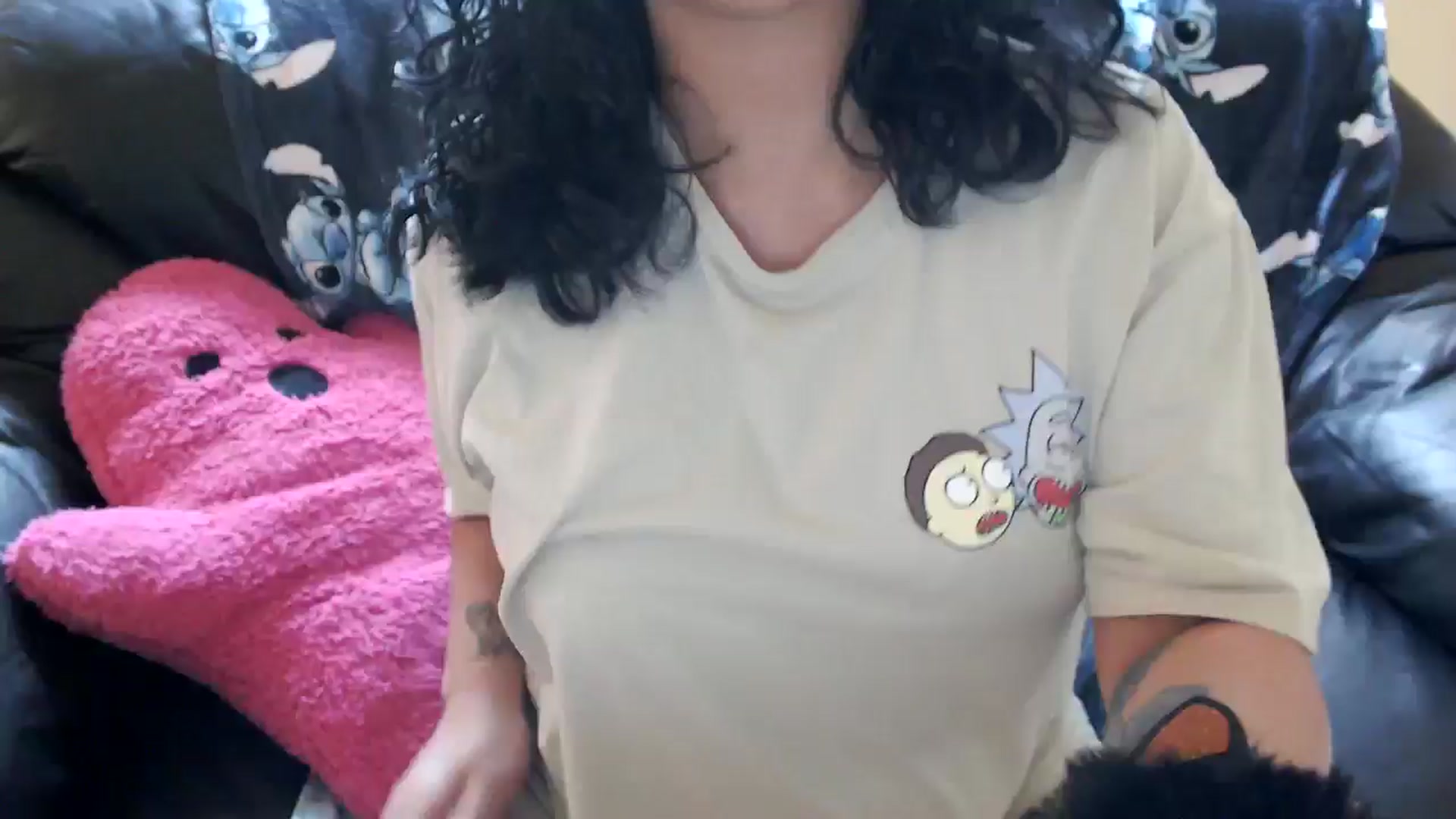 Gallery image thumbnail from MickaylaMinx's myfreecams stream on, 10/20/2024, 19:36 image 3 of 20