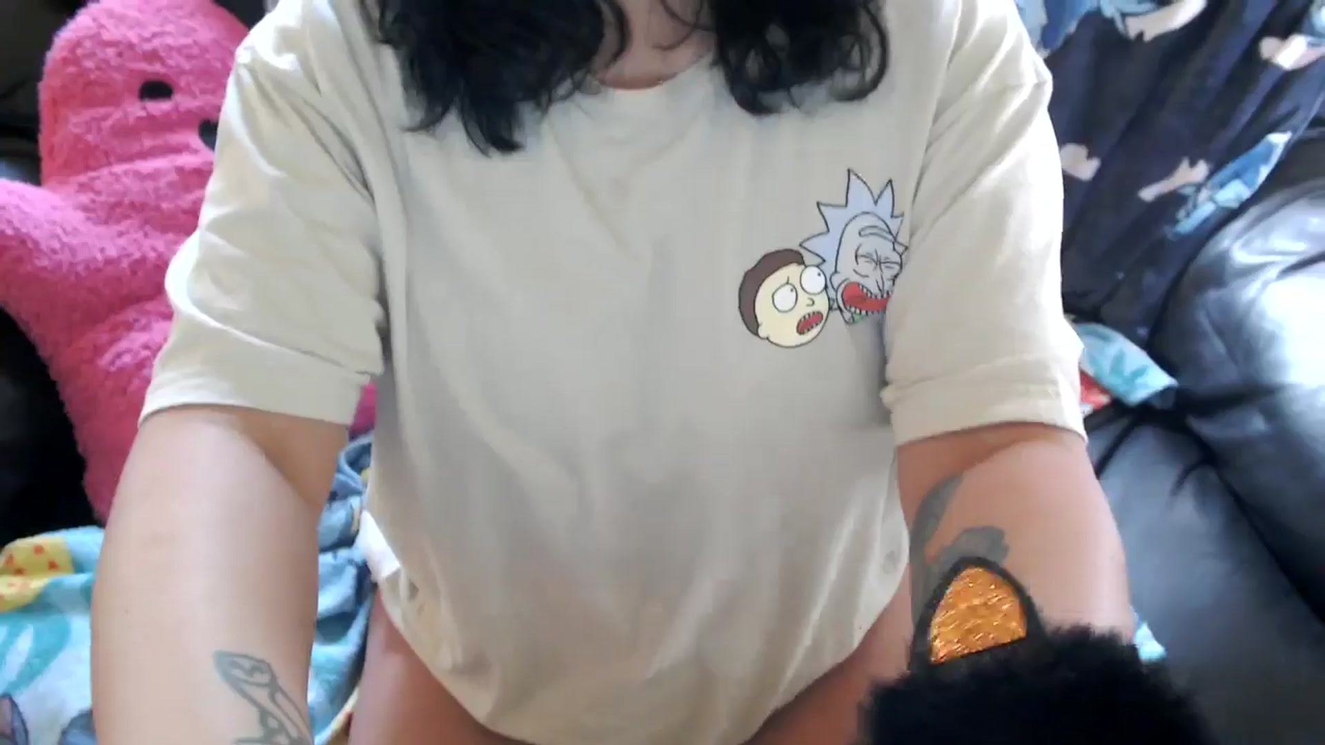 Gallery image thumbnail from MickaylaMinx's myfreecams stream on, 10/20/2024, 20:06 image 14 of 20