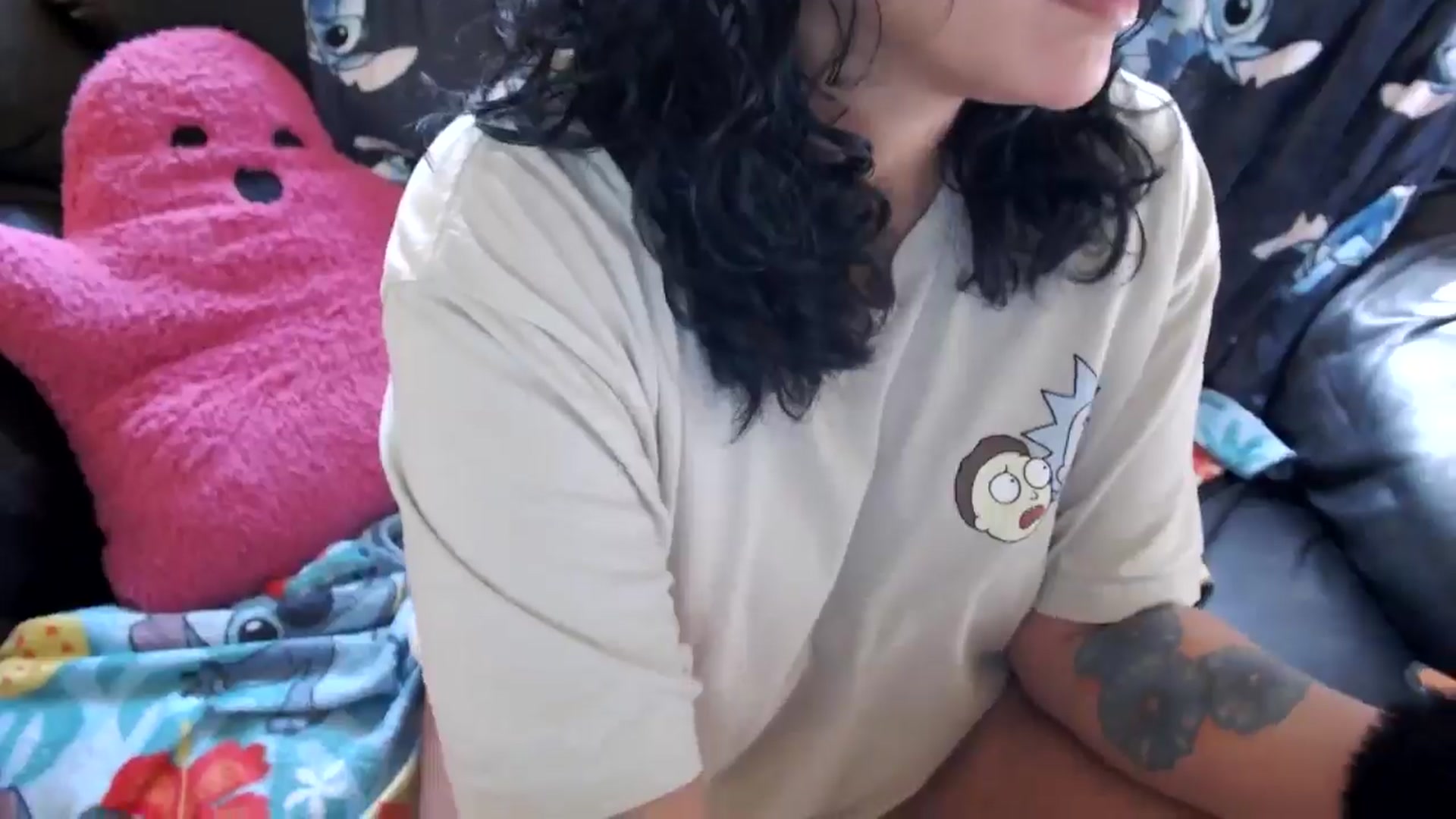 Gallery image thumbnail from MickaylaMinx's myfreecams stream on, 10/20/2024, 20:06 image 19 of 20