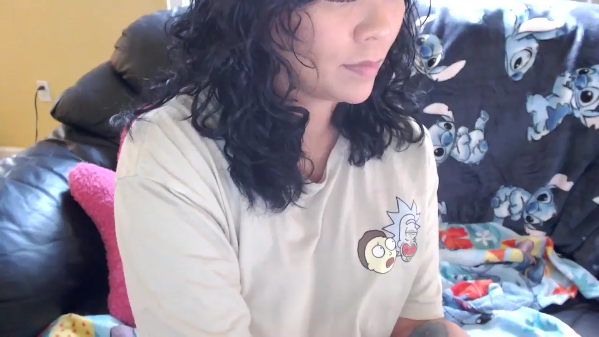 Gallery image thumbnail from MickaylaMinx's myfreecams stream on, 10/20/2024, 20:22 image 4 of 20