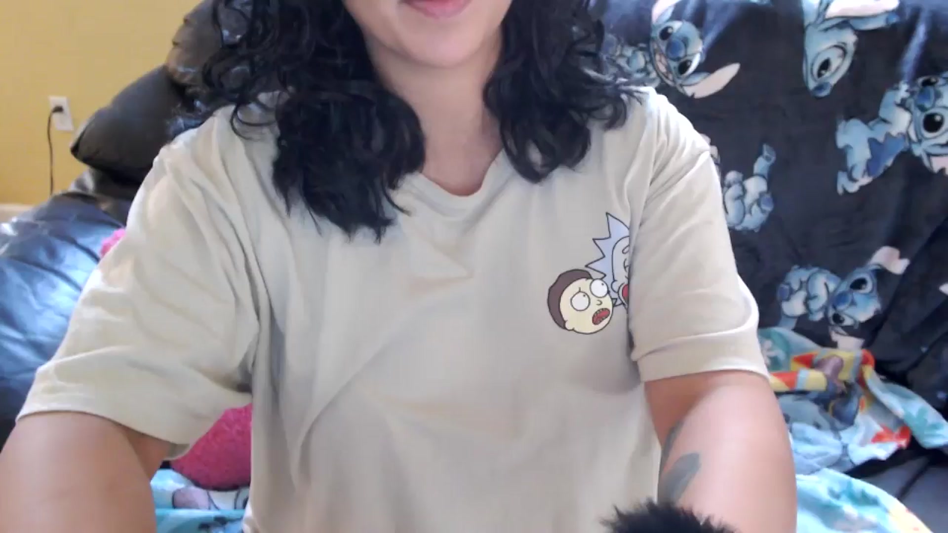 Gallery image thumbnail from MickaylaMinx's myfreecams stream on, 10/20/2024, 20:22 image 1 of 20