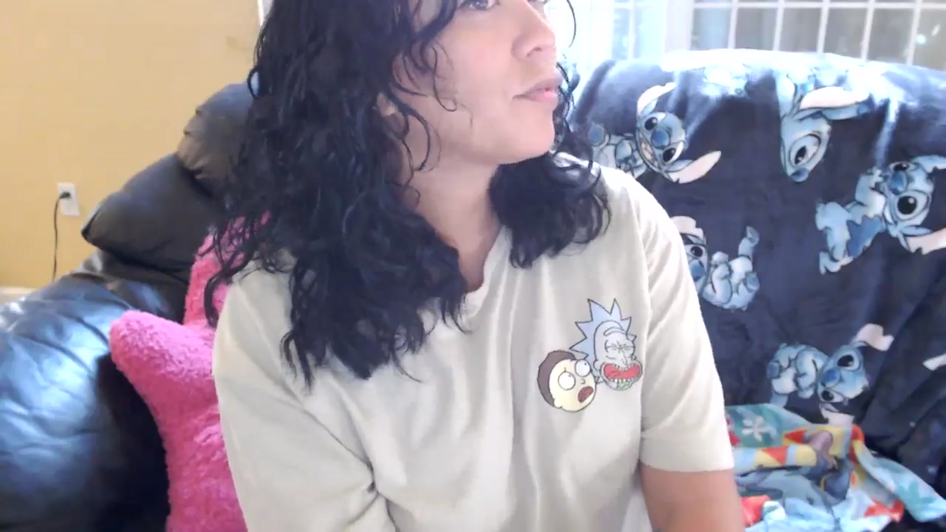 Gallery image thumbnail from MickaylaMinx's myfreecams stream on, 10/20/2024, 20:22 image 8 of 20
