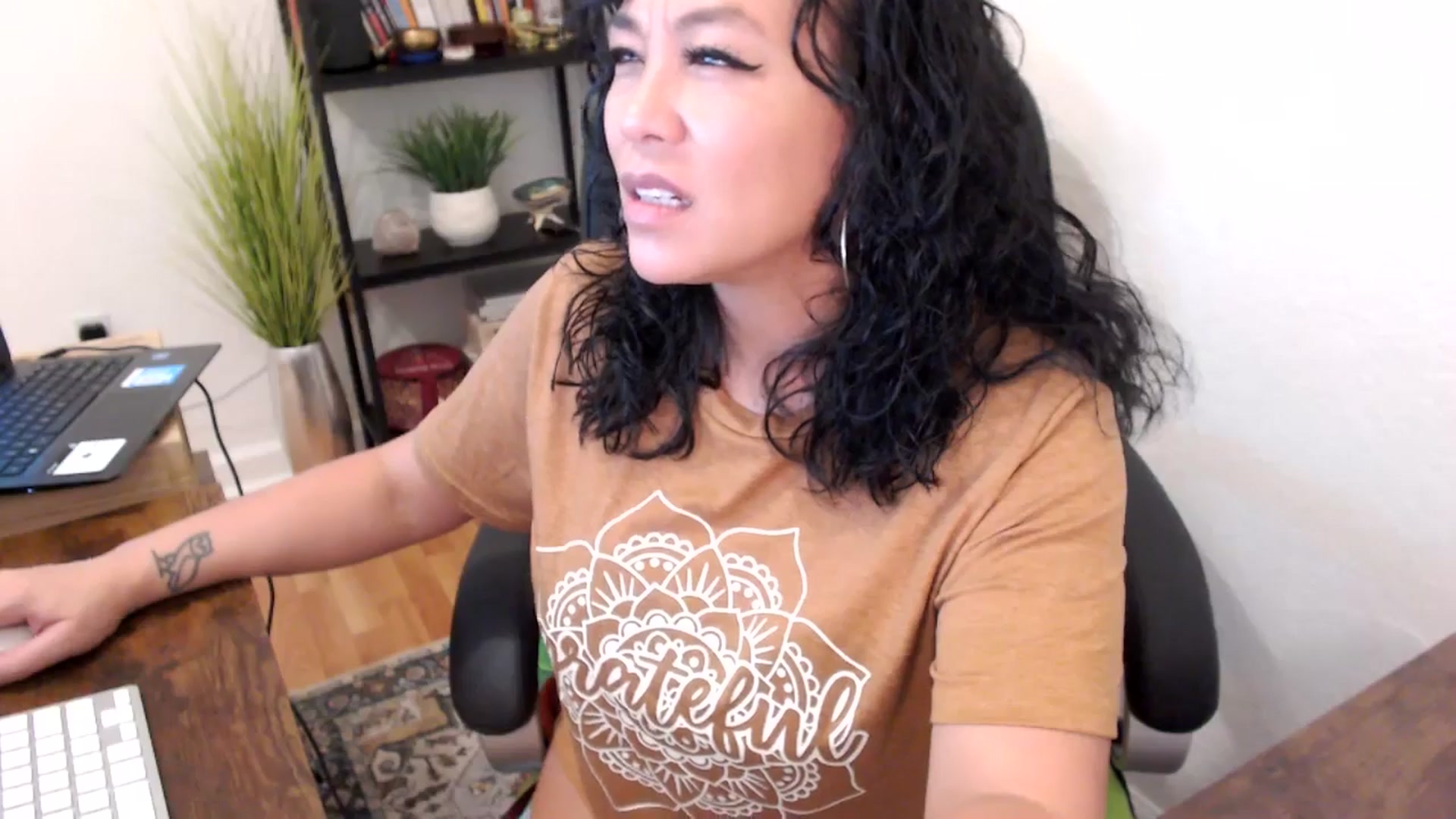 Gallery image thumbnail from MickaylaMinx's myfreecams stream on, 10/22/2024, 16:58 image 13 of 20