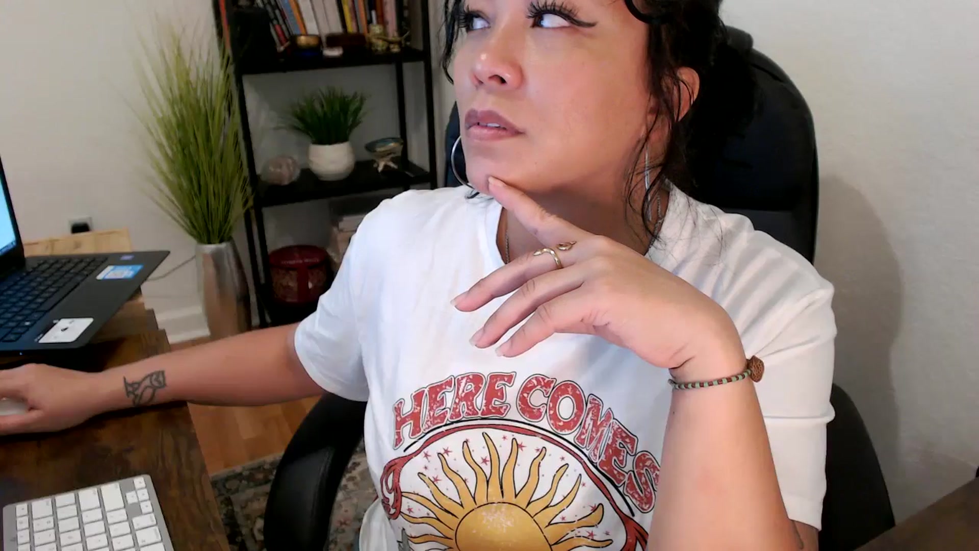 Gallery image thumbnail from MickaylaMinx's myfreecams stream on, 10/23/2024, 17:33 image 5 of 20