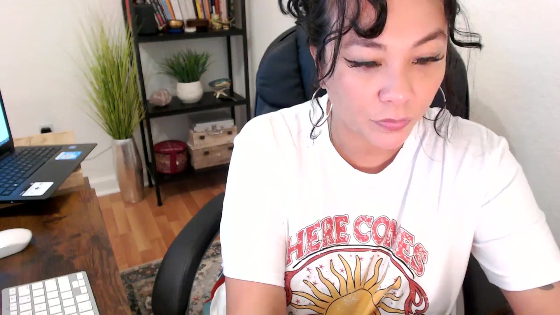 Gallery image thumbnail from MickaylaMinx's myfreecams stream on, 10/23/2024, 17:33 image 3 of 20