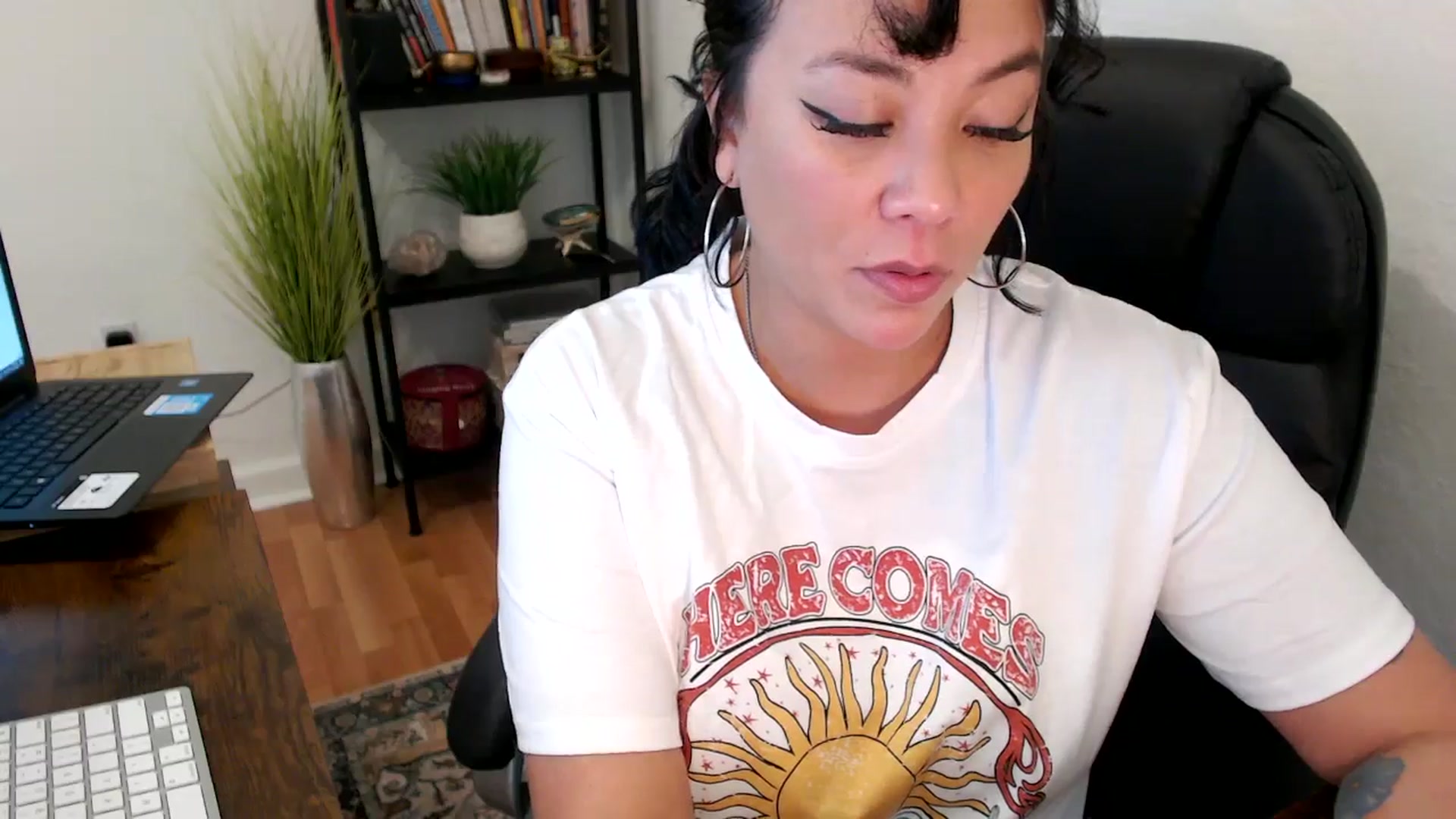 Gallery image thumbnail from MickaylaMinx's myfreecams stream on, 10/23/2024, 18:50 image 7 of 20