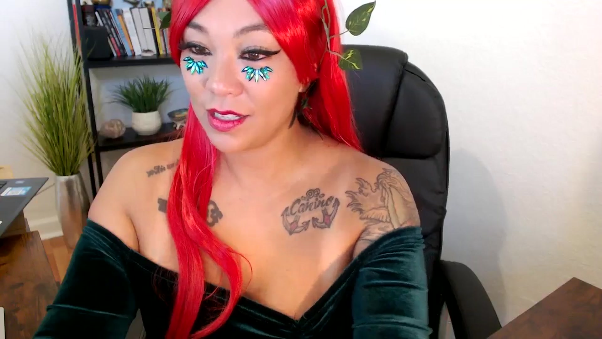Gallery image thumbnail from MickaylaMinx's myfreecams stream on, 10/31/2024, 14:54 image 16 of 20