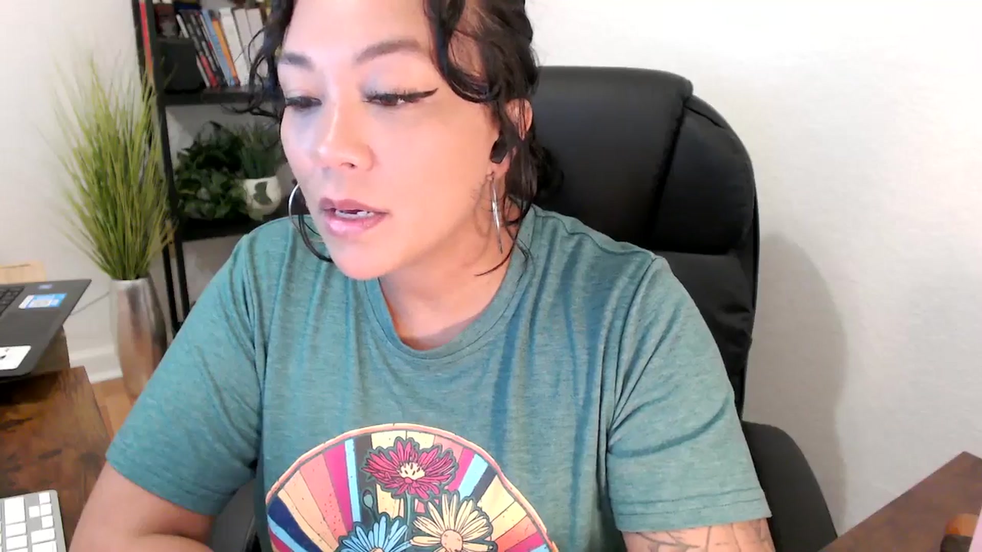Gallery image thumbnail from MickaylaMinx's myfreecams stream on, 11/01/2024, 15:36 image 13 of 20