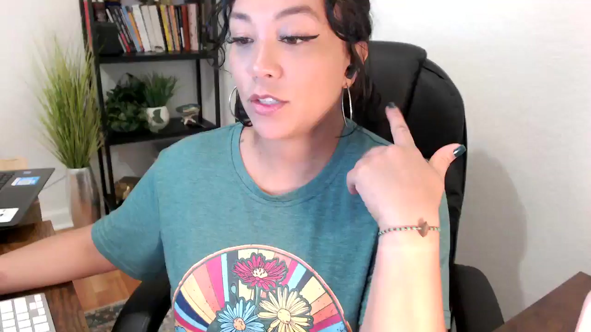 Gallery image thumbnail from MickaylaMinx's myfreecams stream on, 11/01/2024, 16:03 image 1 of 20