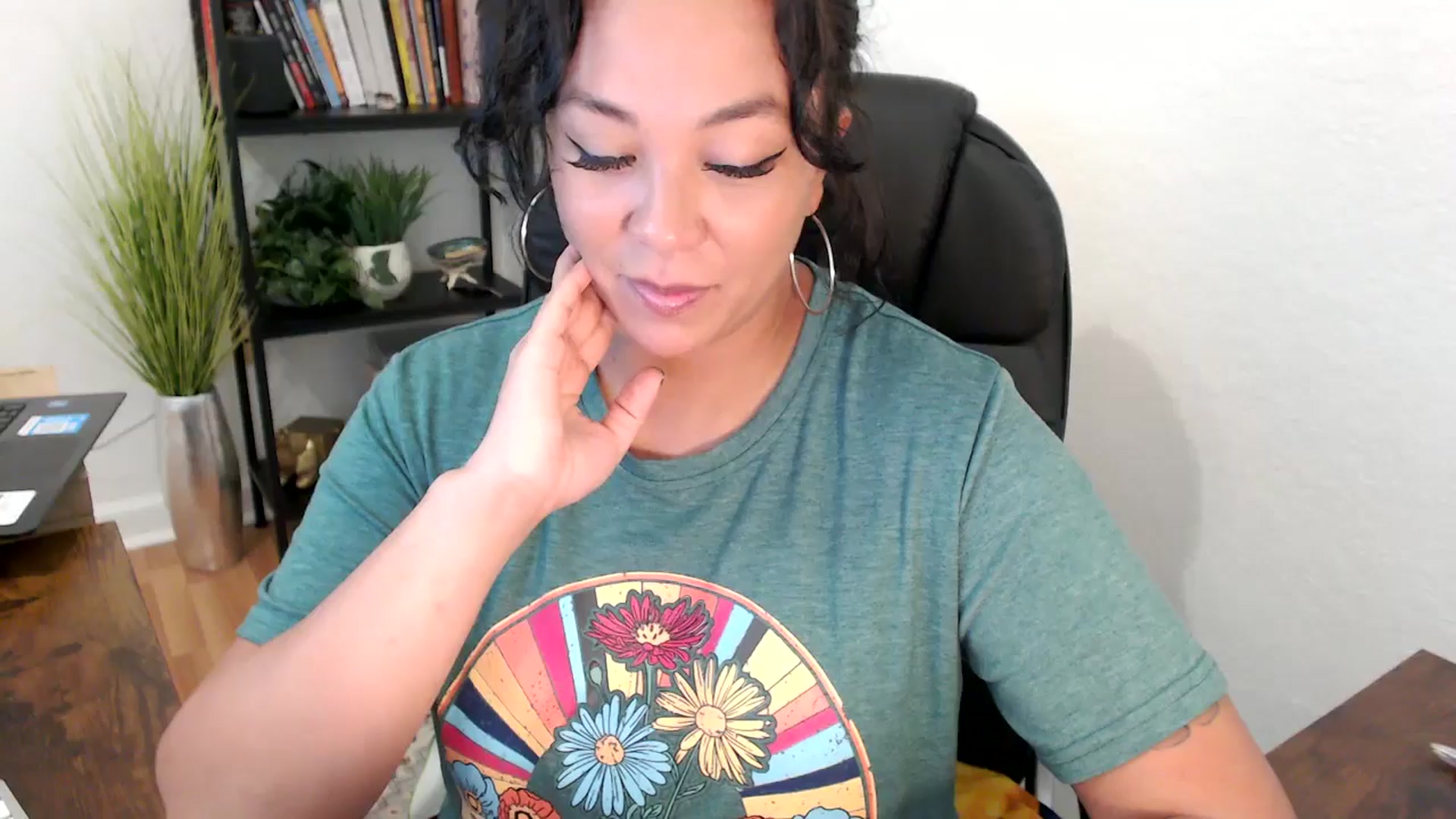 Gallery image thumbnail from MickaylaMinx's myfreecams stream on, 11/01/2024, 19:28 image 16 of 20