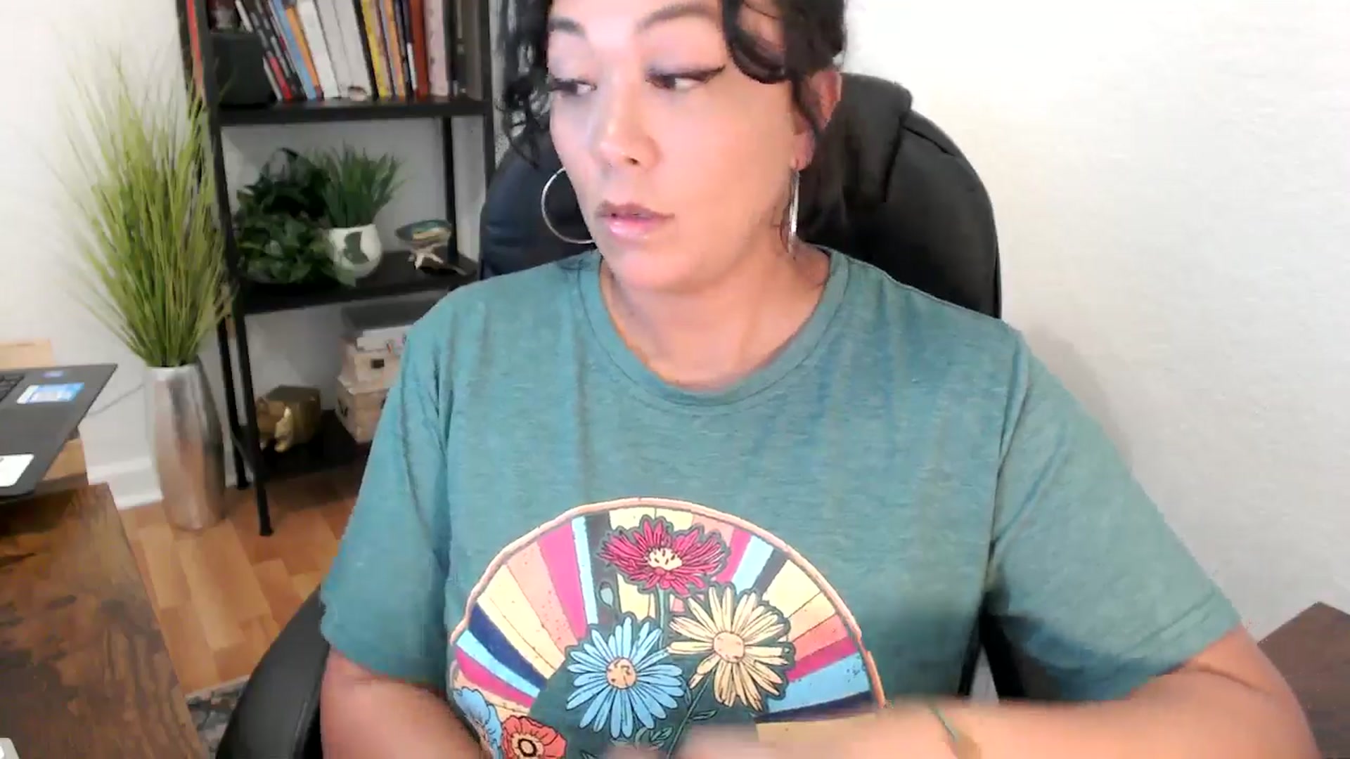 Gallery image thumbnail from MickaylaMinx's myfreecams stream on, 11/01/2024, 19:28 image 4 of 20