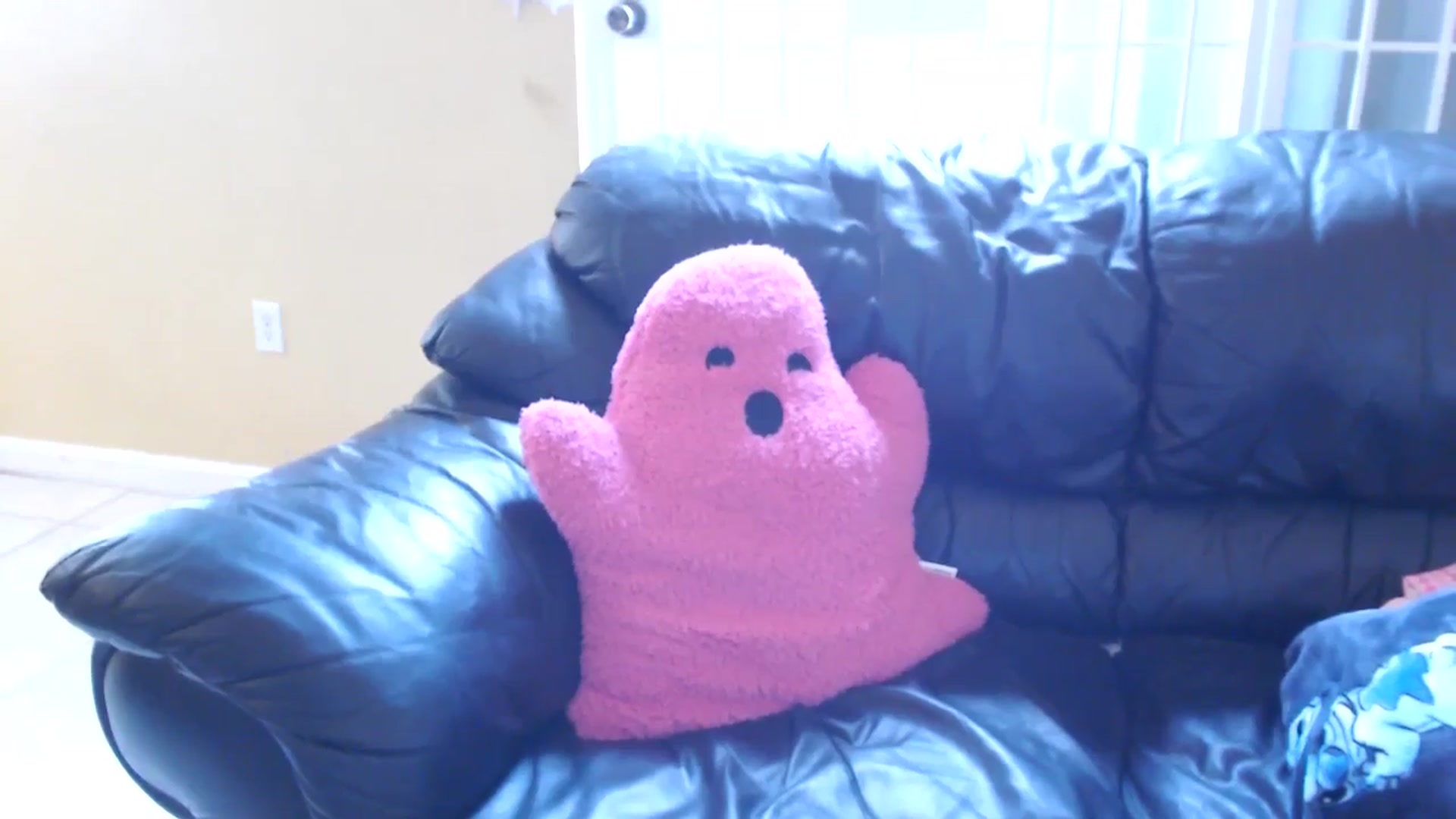 Gallery image thumbnail from MickaylaMinx's myfreecams stream on, 11/02/2024, 17:07 image 16 of 20