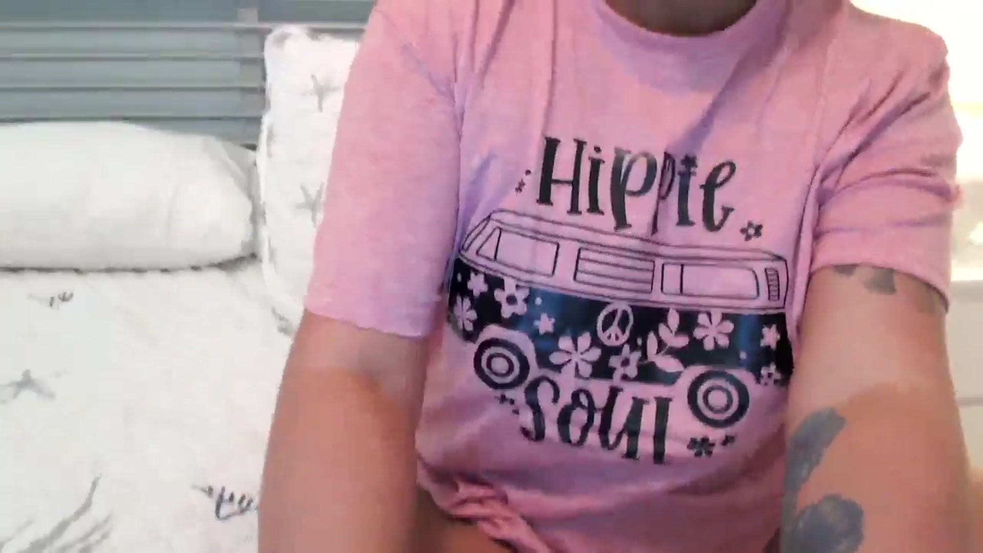 Gallery image thumbnail from MickaylaMinx's myfreecams stream on, 11/03/2024, 20:35 image 12 of 20