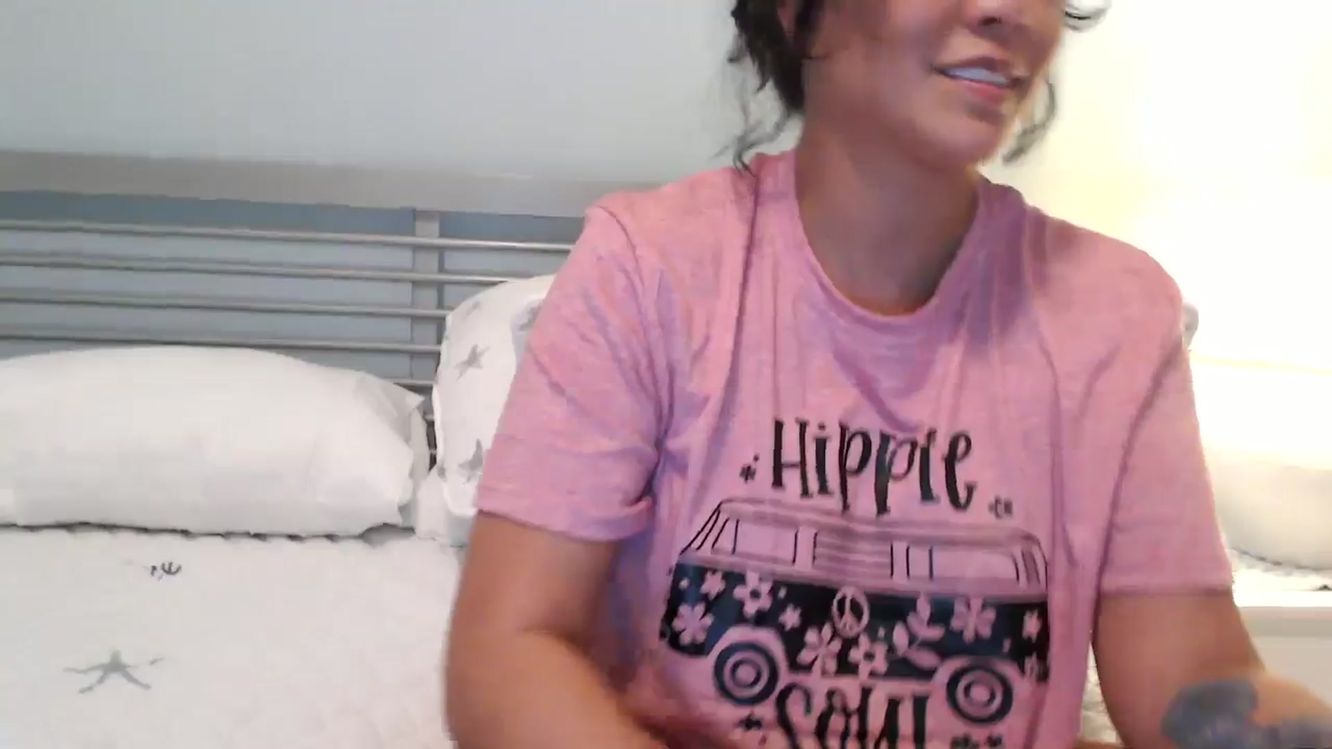 Gallery image thumbnail from MickaylaMinx's myfreecams stream on, 11/03/2024, 20:35 image 7 of 20