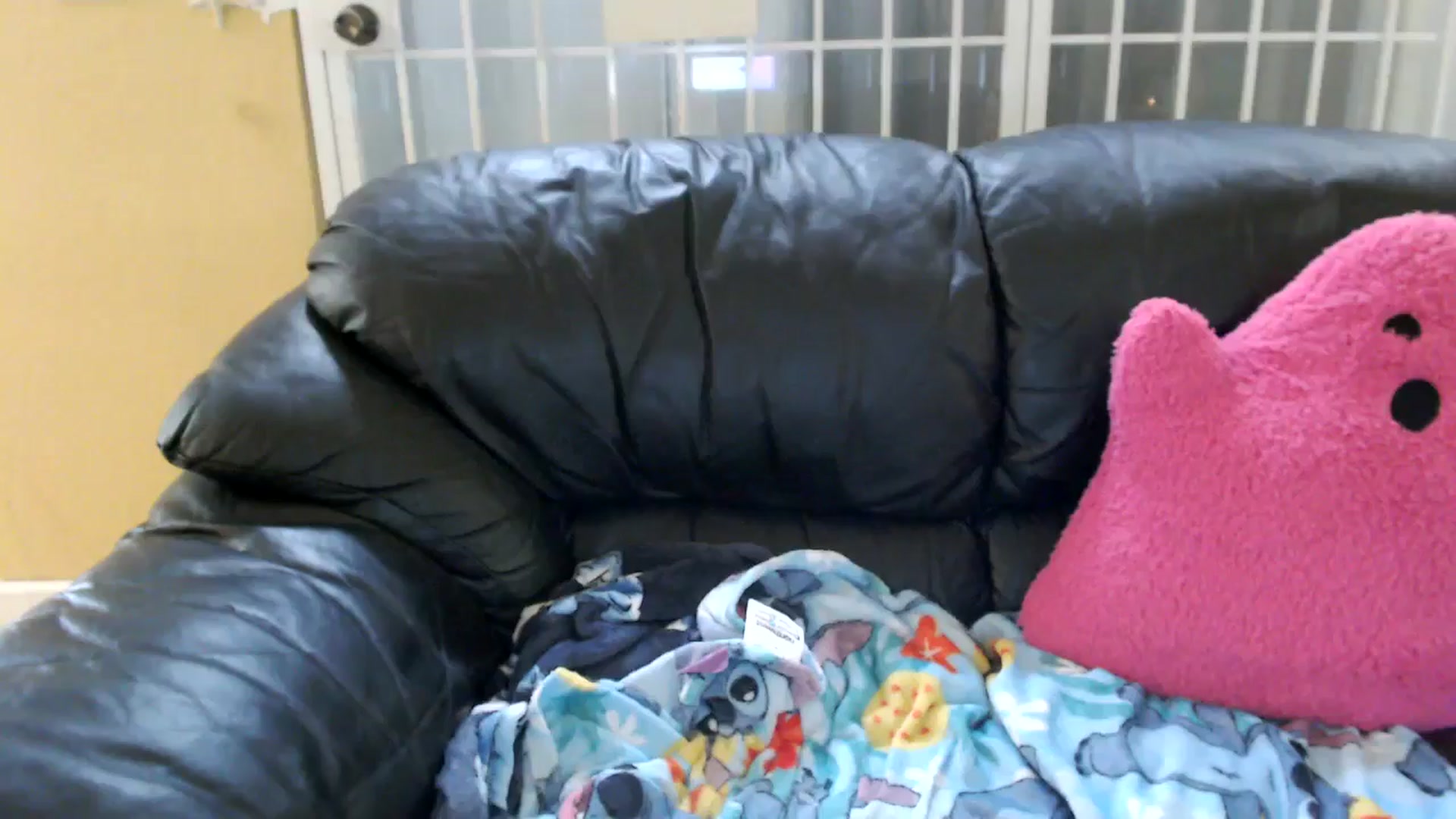 Gallery image thumbnail from MickaylaMinx's myfreecams stream on, 11/03/2024, 21:21 image 1 of 20