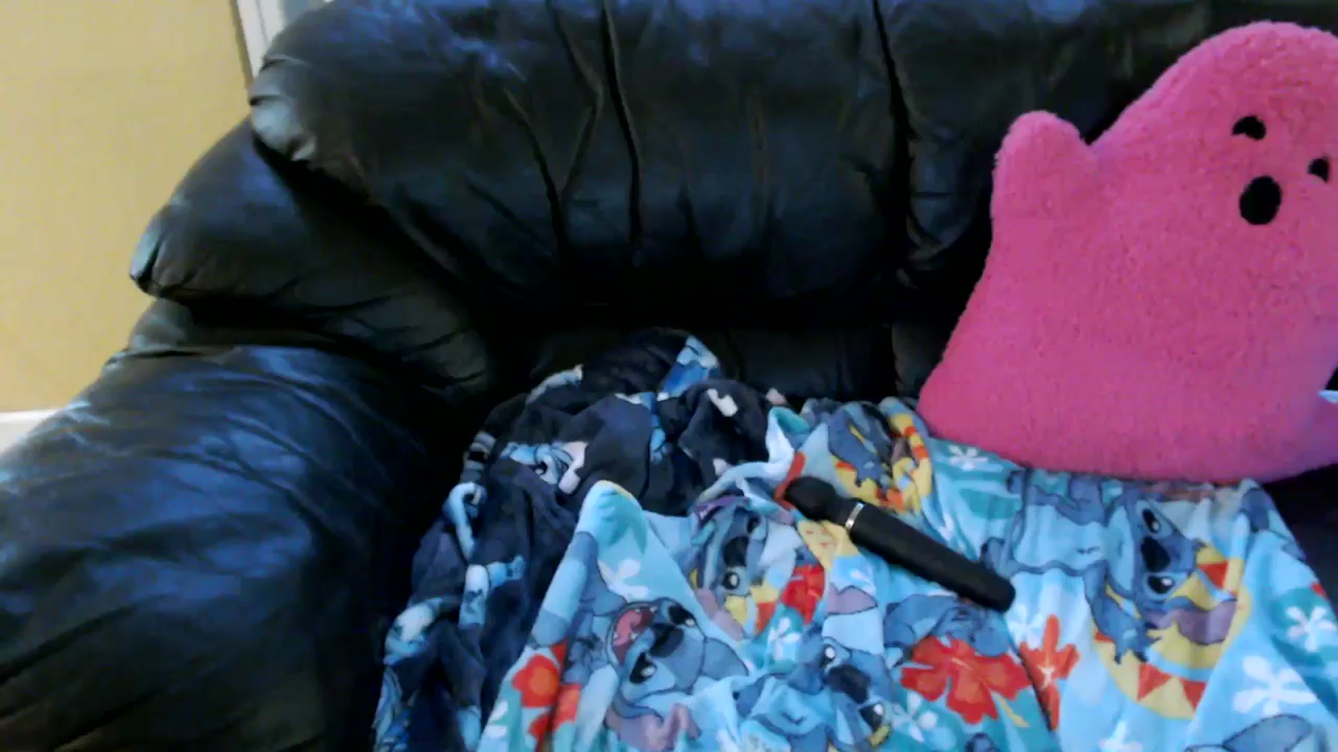 Gallery image thumbnail from MickaylaMinx's myfreecams stream on, 11/03/2024, 21:21 image 20 of 20